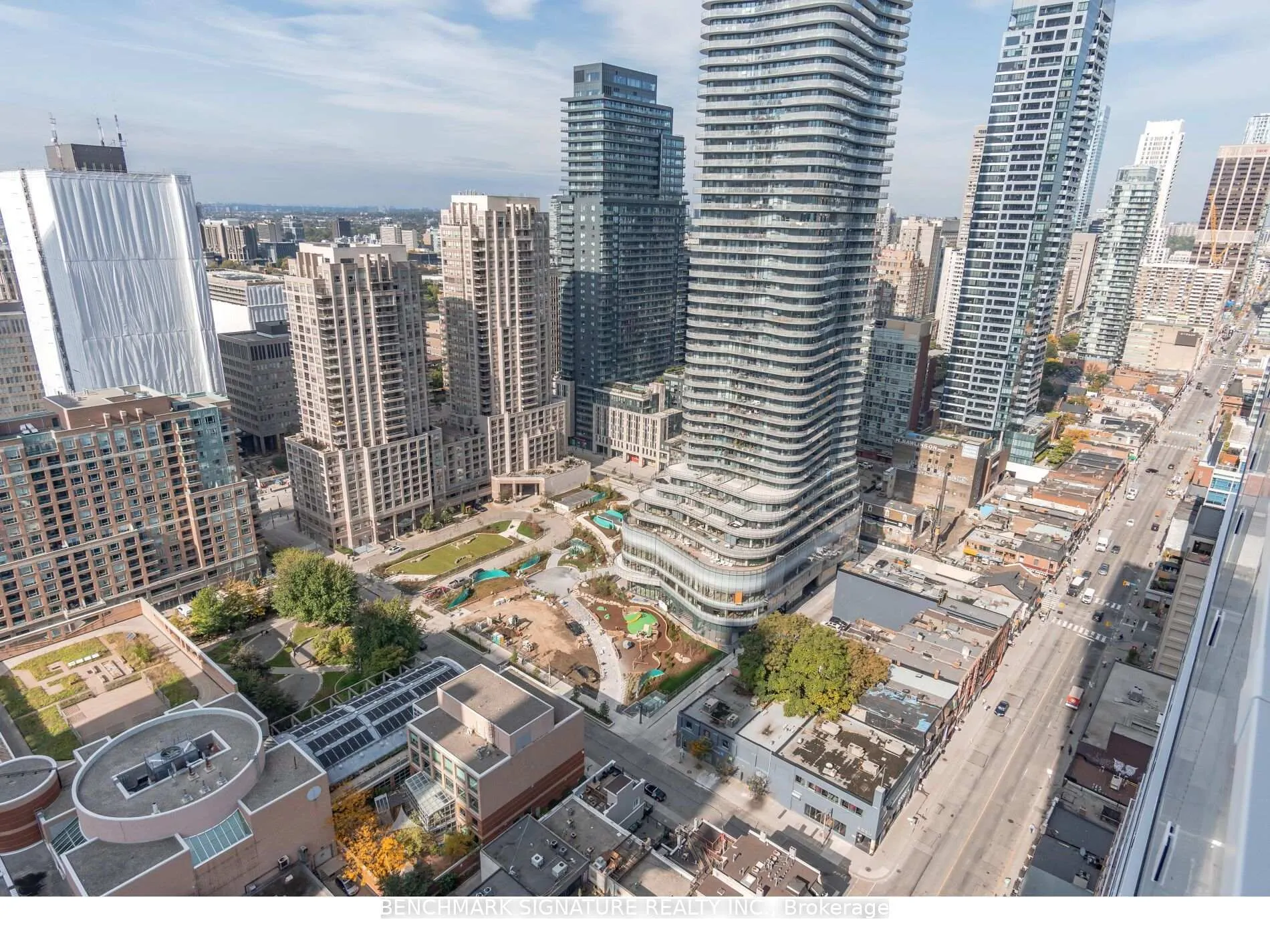 Photo 14 of Unit 1201, 501 Yonge Street, Toronto, Church-Yonge Corridor — HOMEH