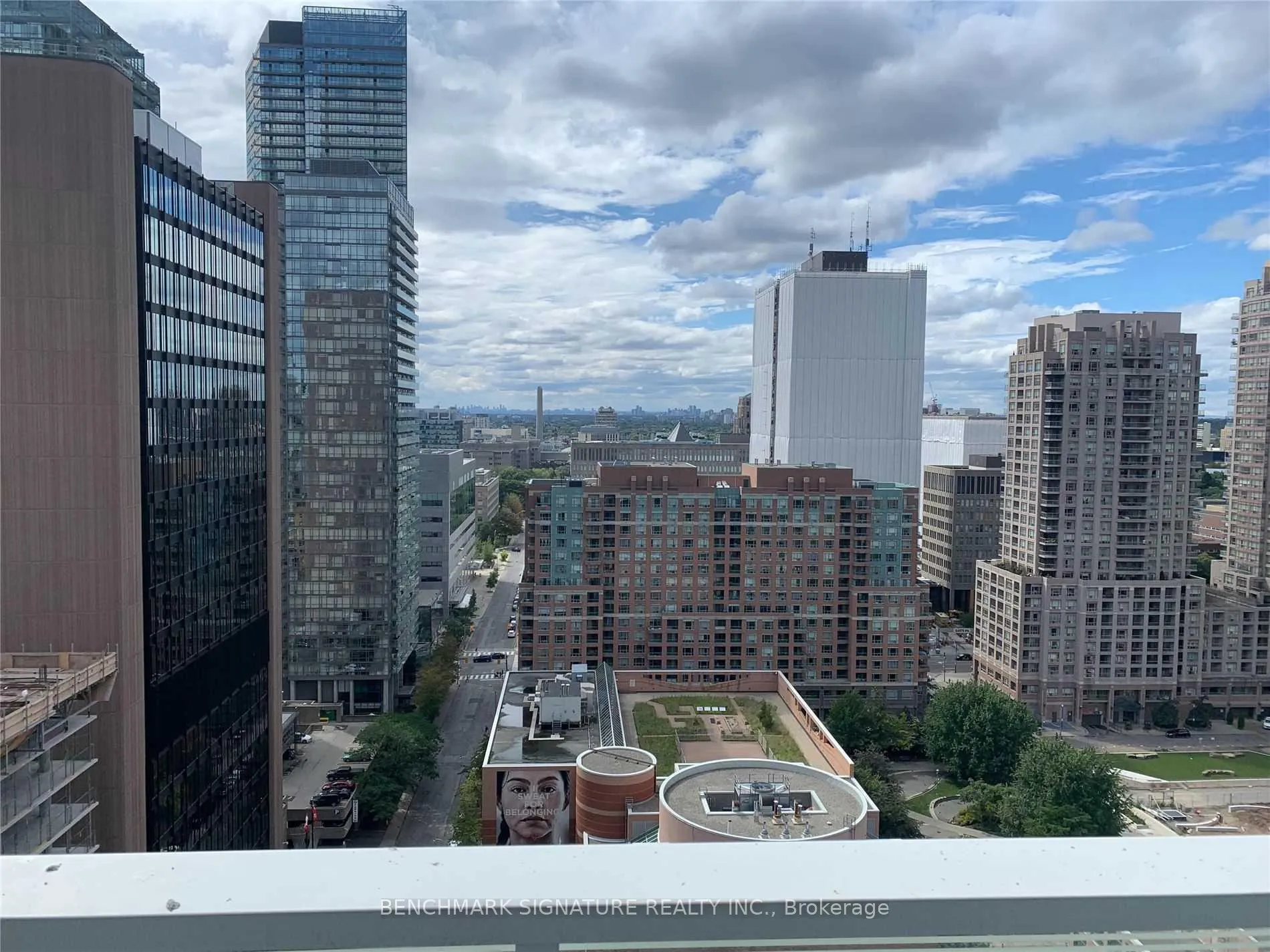 Photo 15 of Unit 1201, 501 Yonge Street, Toronto, Church-Yonge Corridor — HOMEH