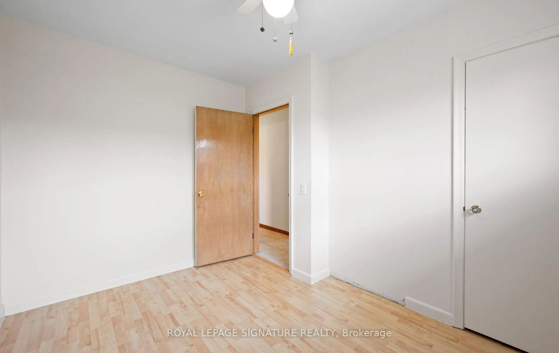 Photo 35 of 71 Grenadier Drive, Hamilton, Huntington — HOMEH