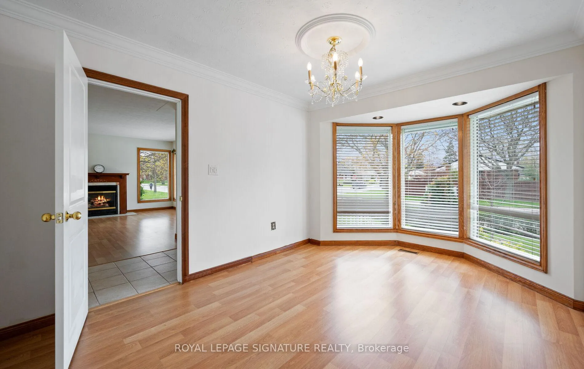 Photo 41 of 71 Grenadier Drive, Hamilton, Huntington — HOMEH