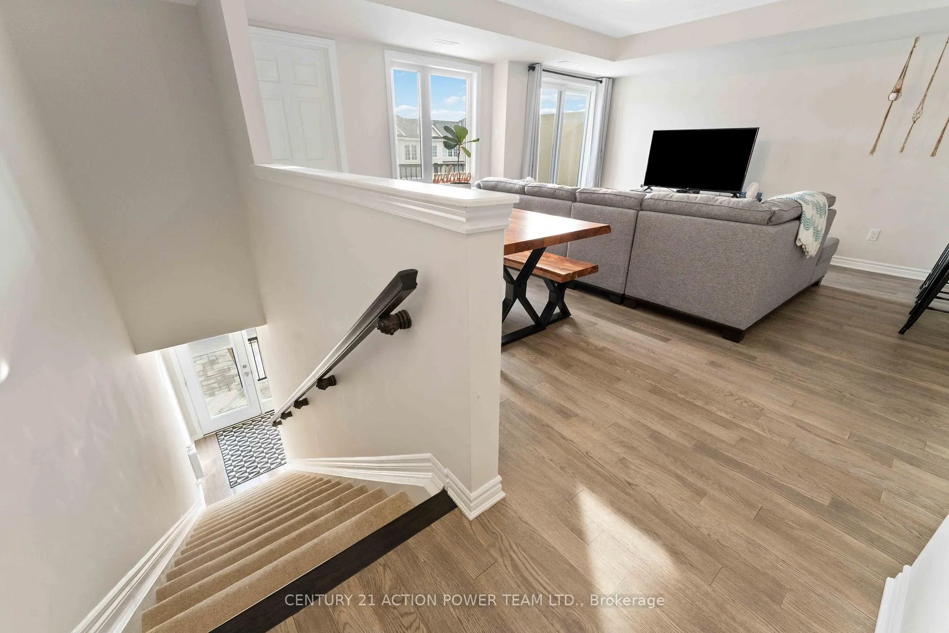 Photo 5 of 2035 Seeleys Bay Street, Ottawa, Barrhaven - Half Moon Bay — HOMEH
