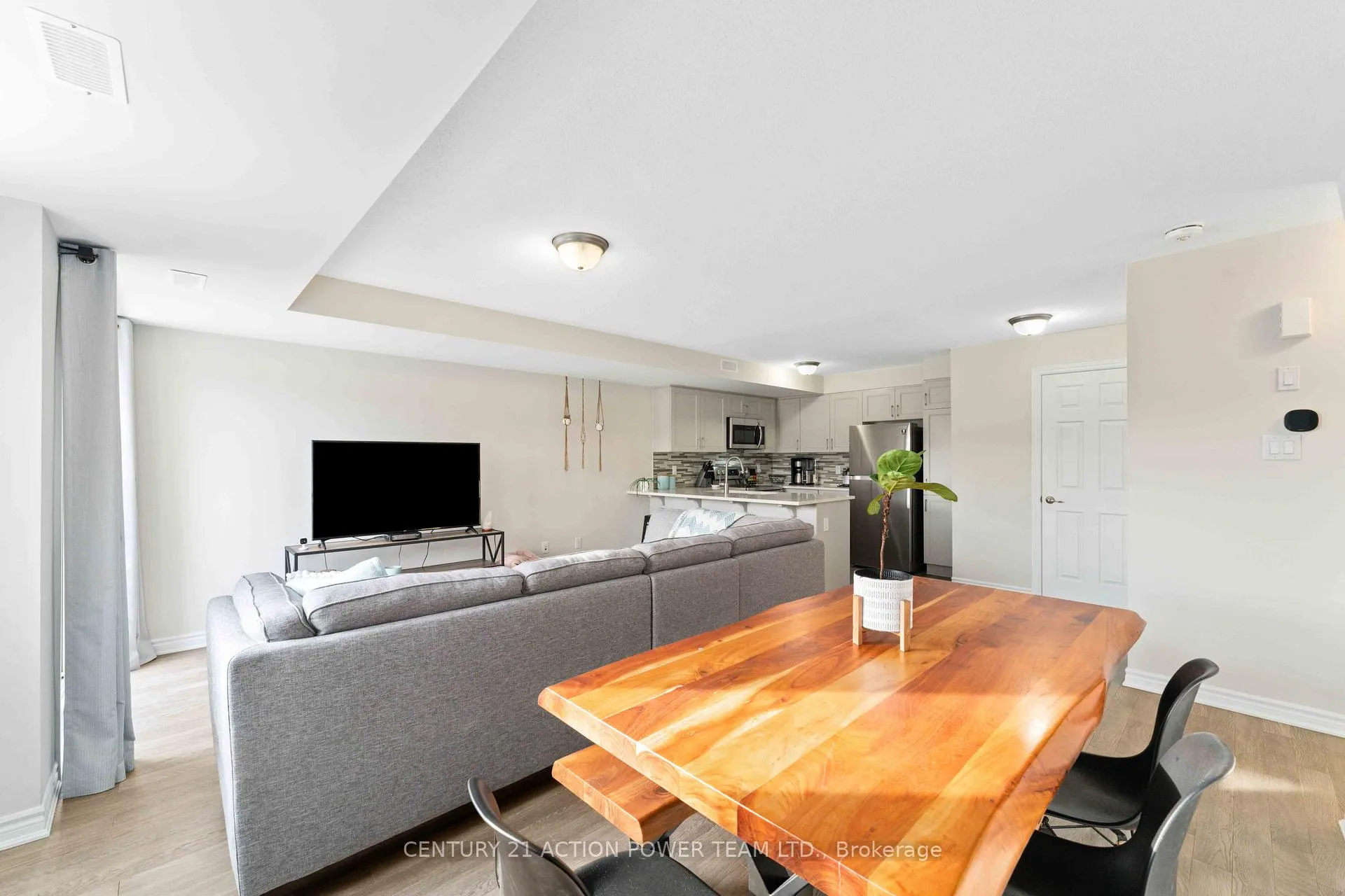 Photo 7 of 2035 Seeleys Bay Street, Ottawa, Barrhaven - Half Moon Bay — HOMEH