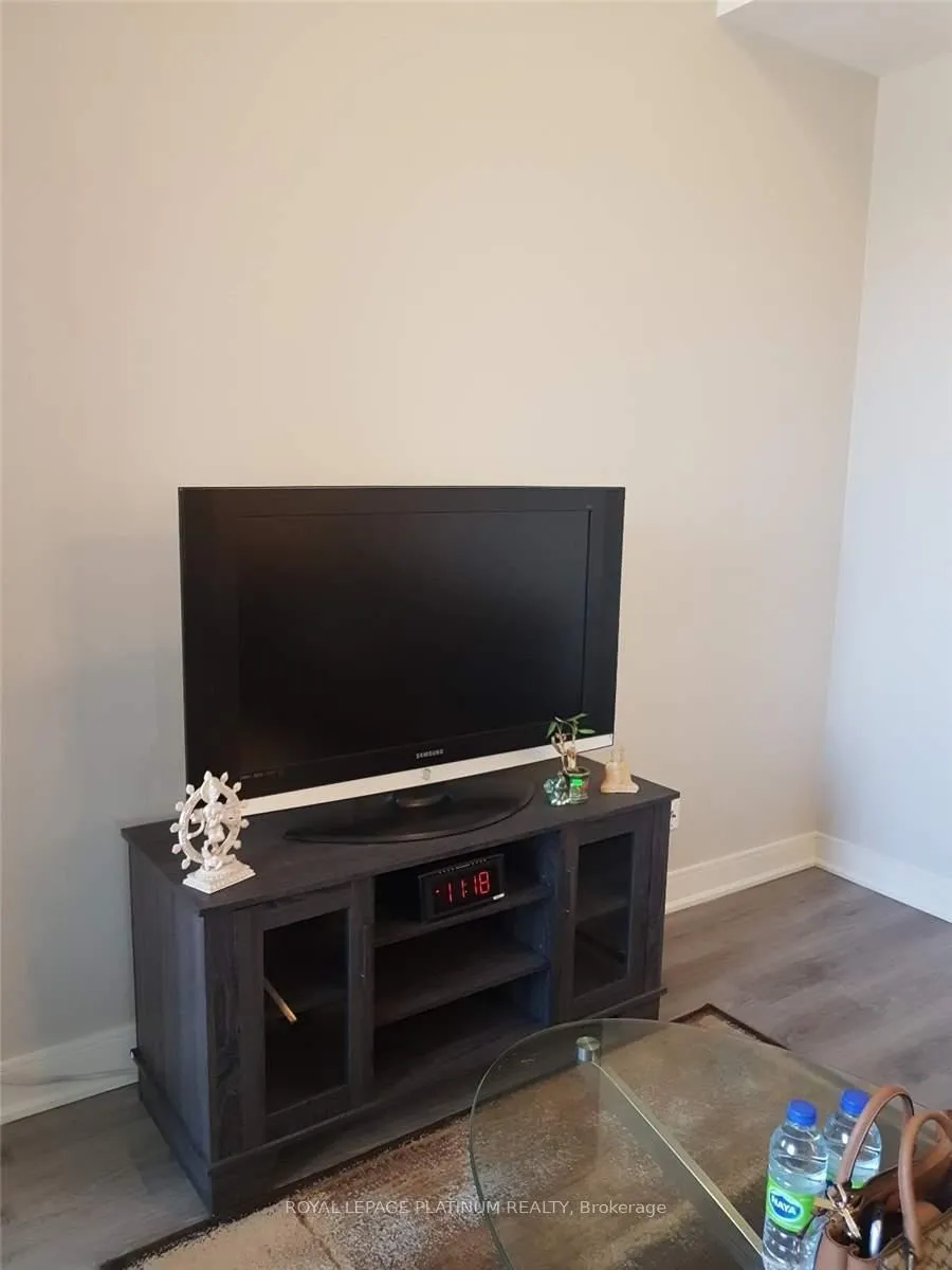 Photo 10 of Unit 303, 150 Main Street W, Hamilton, Central — HOMEH