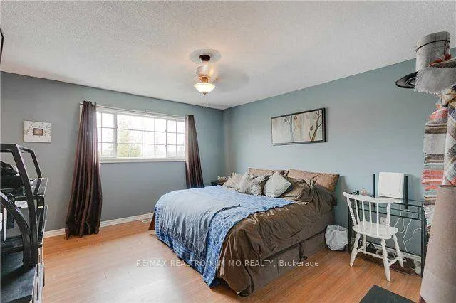 Photo 6 of 745 Third Avenue, Georgina, Historic Lakeshore Communities — HOMEH