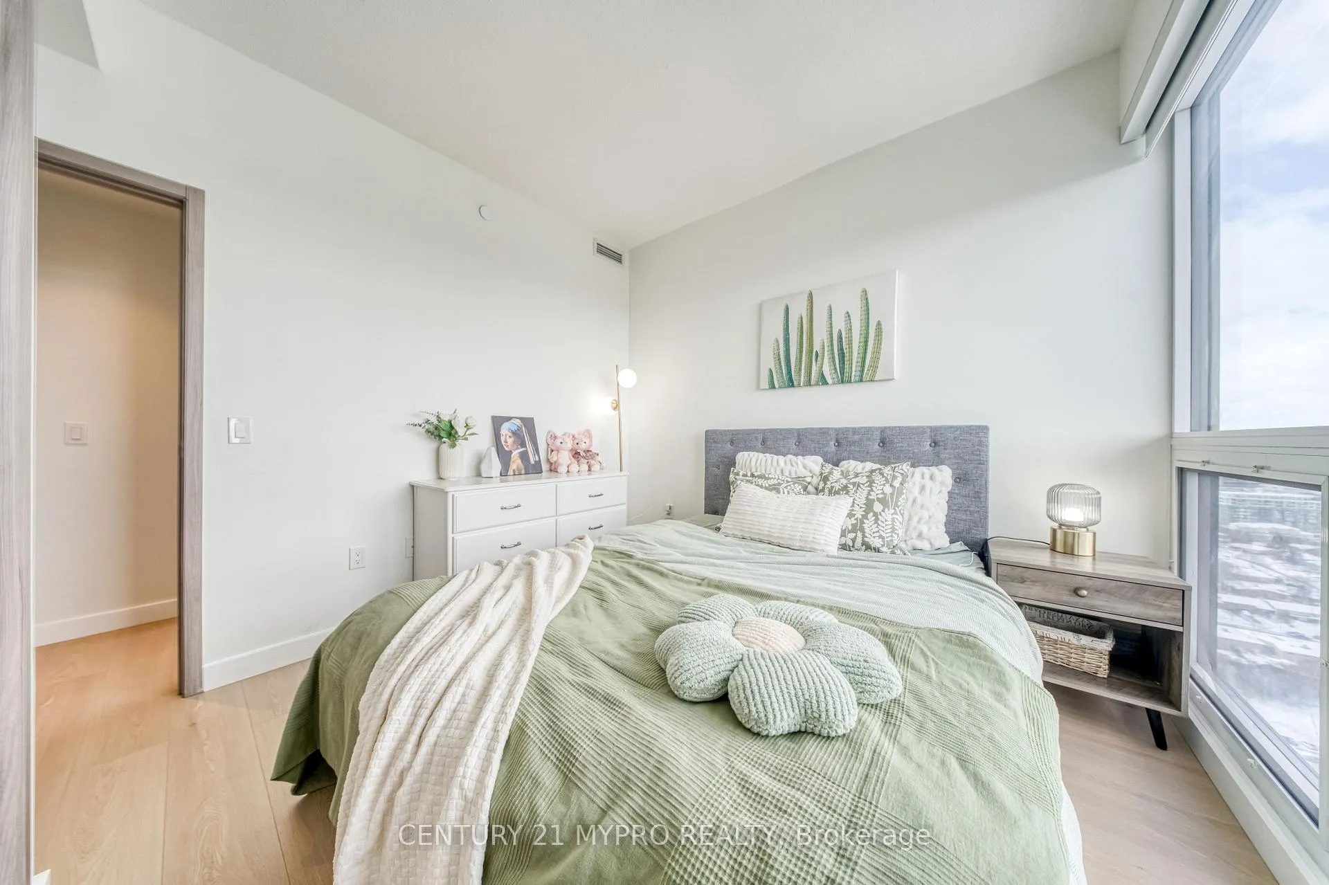 Photo 21 of Unit 3907, 95 McMahon Drive, North York, Bayview Village — HOMEH