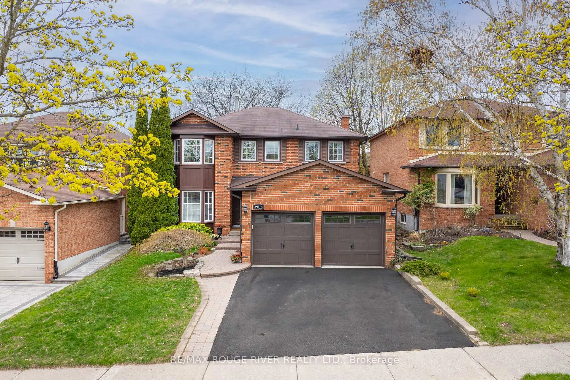 Front of 2052 Lynn Heights Drive