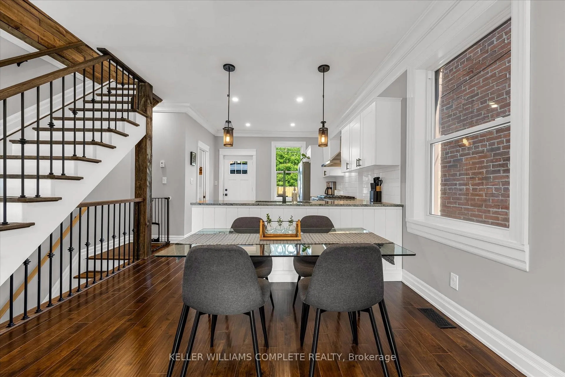 Photo 15 of 39 Fairleigh Avenue N, Hamilton, Gibson — HOMEH