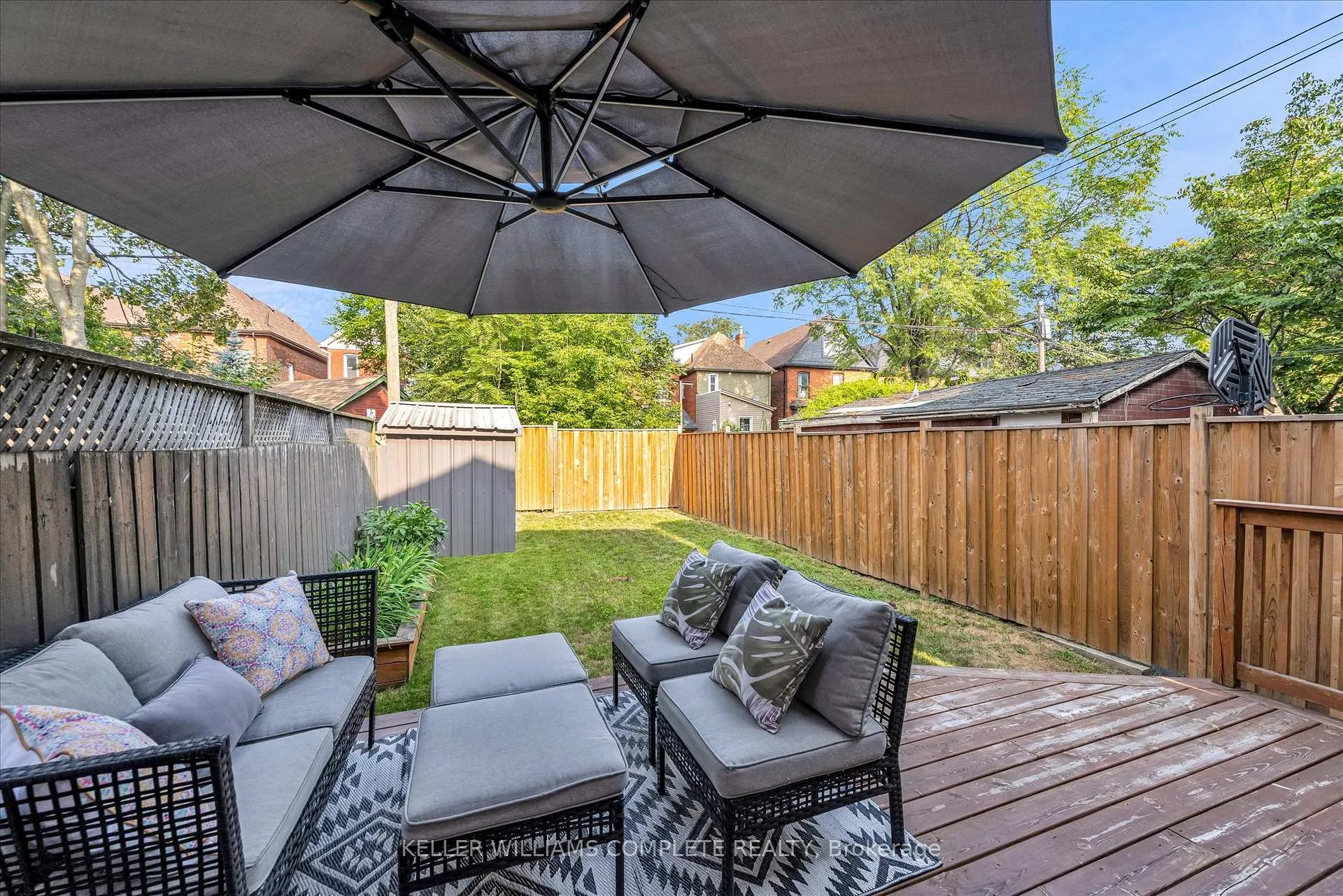 Photo 24 of 39 Fairleigh Avenue N, Hamilton, Gibson — HOMEH