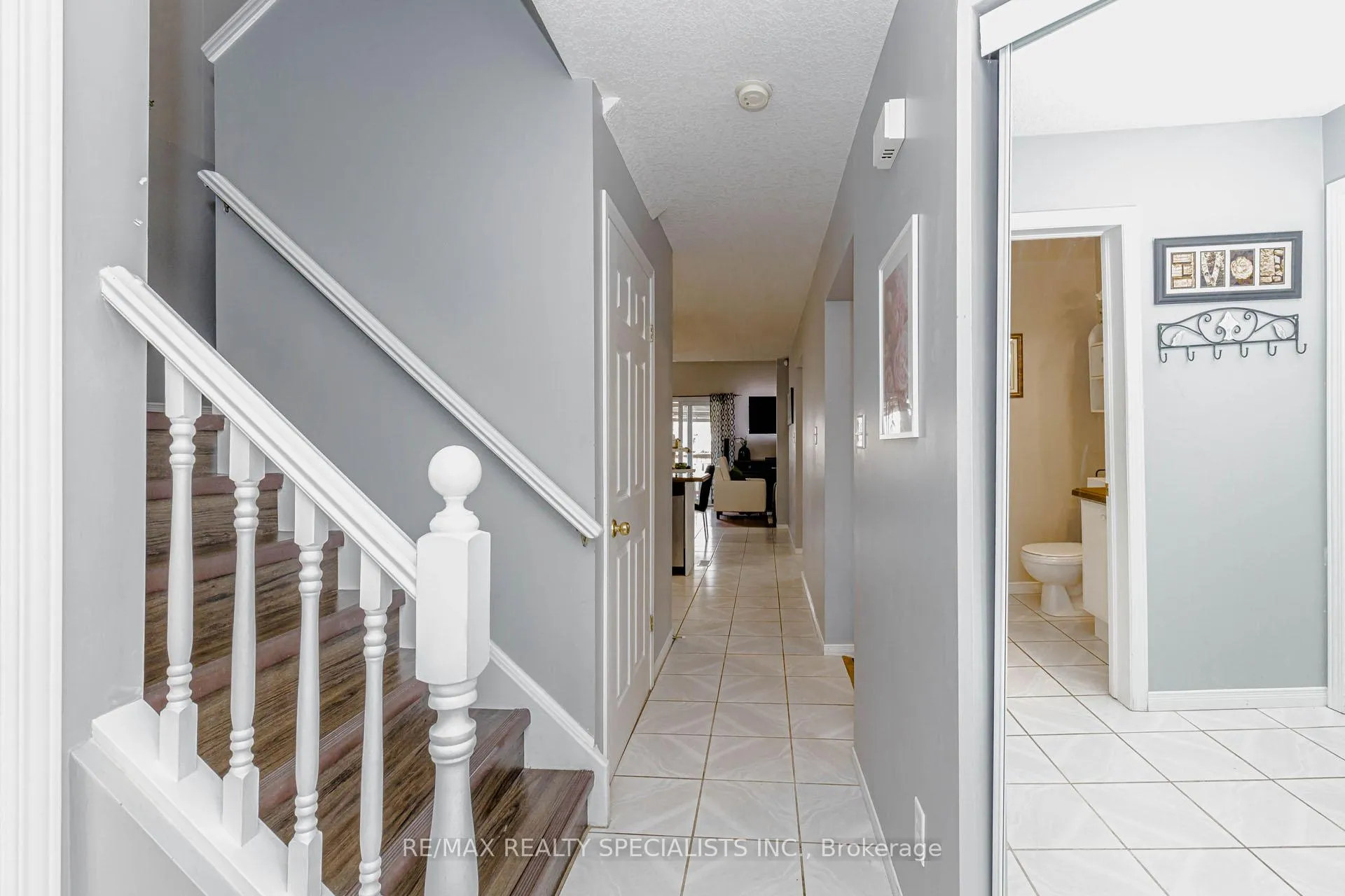 Photo 13 of 199 Gatehouse Drive, Cambridge — HOMEH