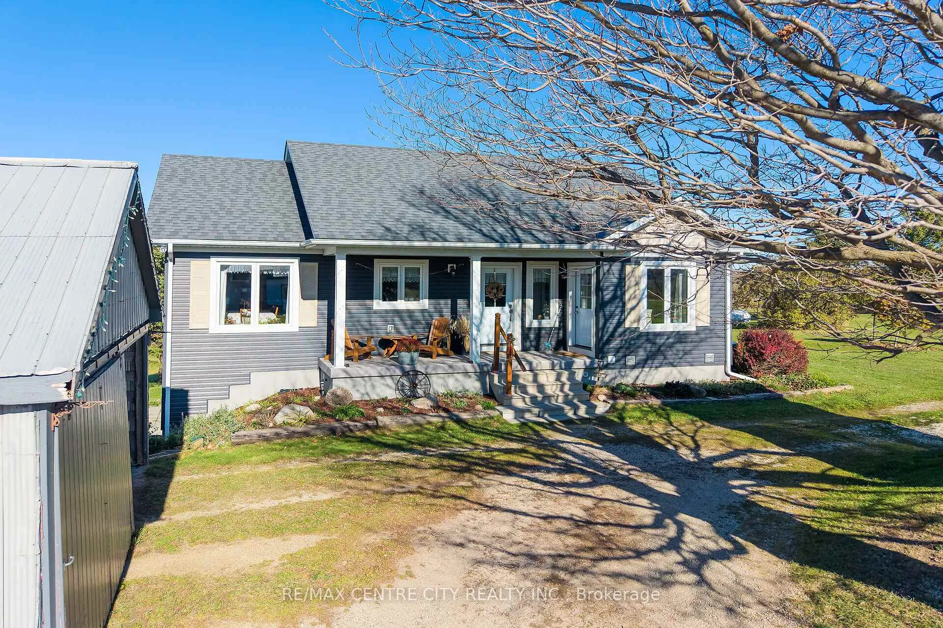 Photo 6 of 595224 4th Line, Blue Mountains — HOMEH