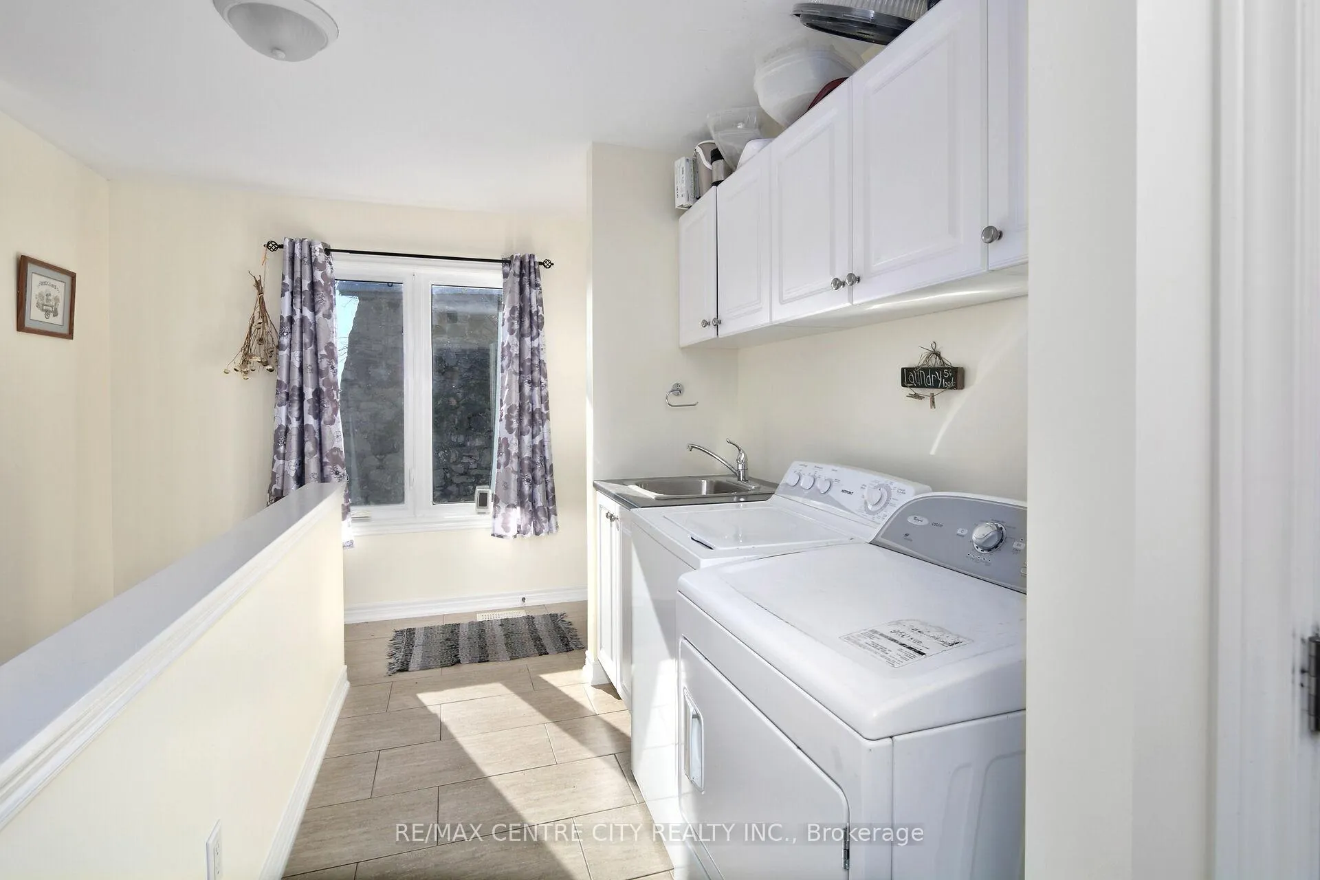 Photo 18 of 595224 4th Line, Blue Mountains — HOMEH