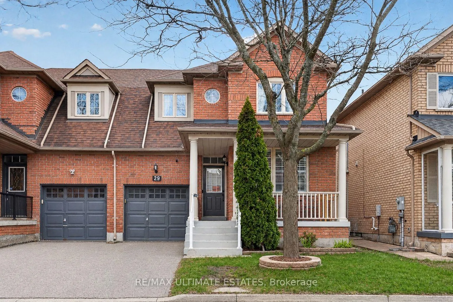 Photo 1 of 29 Lakespring Drive, Markham, Cachet — HOMEH