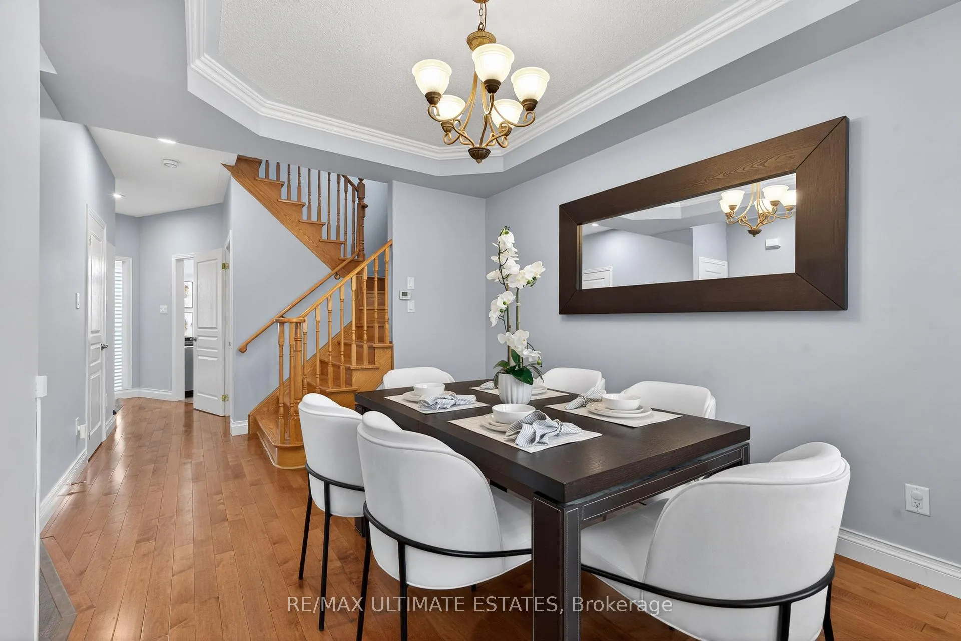 Photo 4 of 29 Lakespring Drive, Markham, Cachet — HOMEH