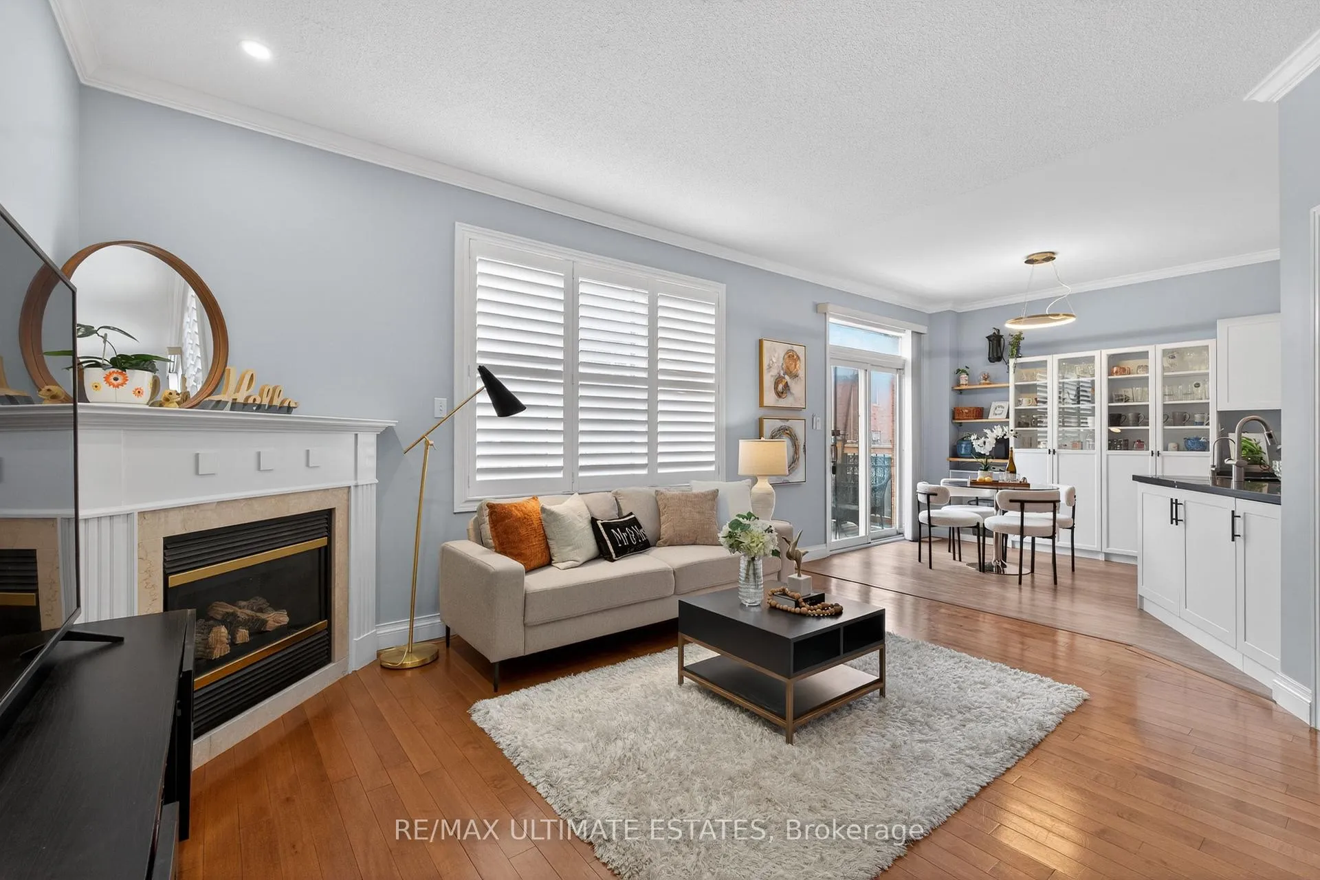 Photo 12 of 29 Lakespring Drive, Markham, Cachet — HOMEH
