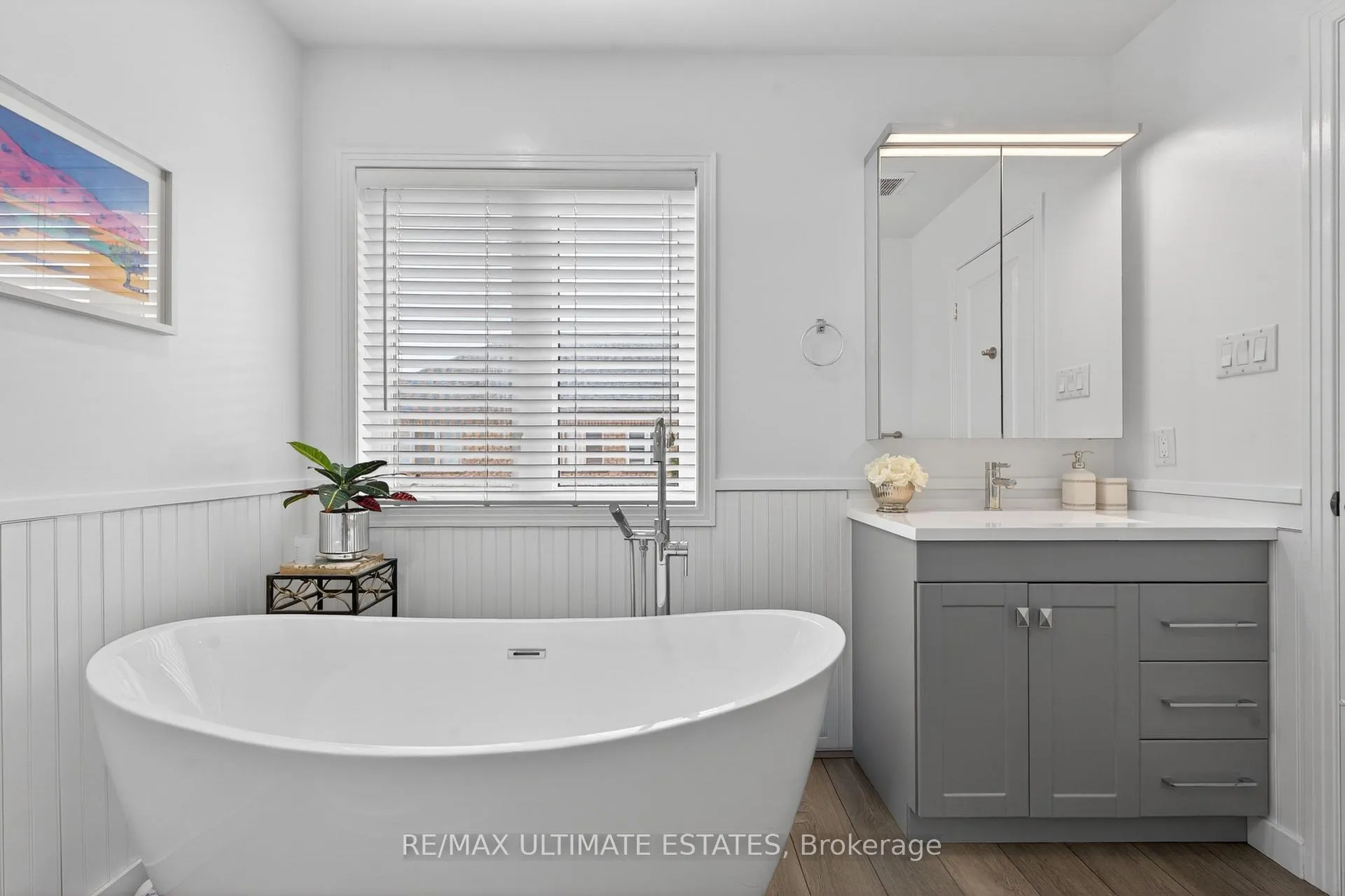 Photo 18 of 29 Lakespring Drive, Markham, Cachet — HOMEH
