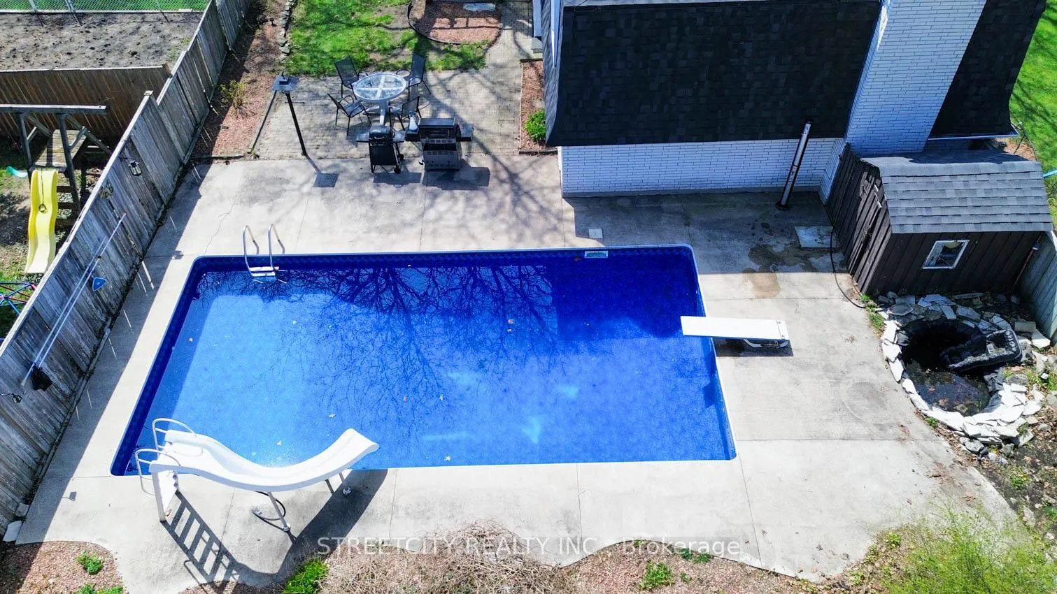 Photo 2 of 1508 Len Avenue, Sarnia — HOMEH