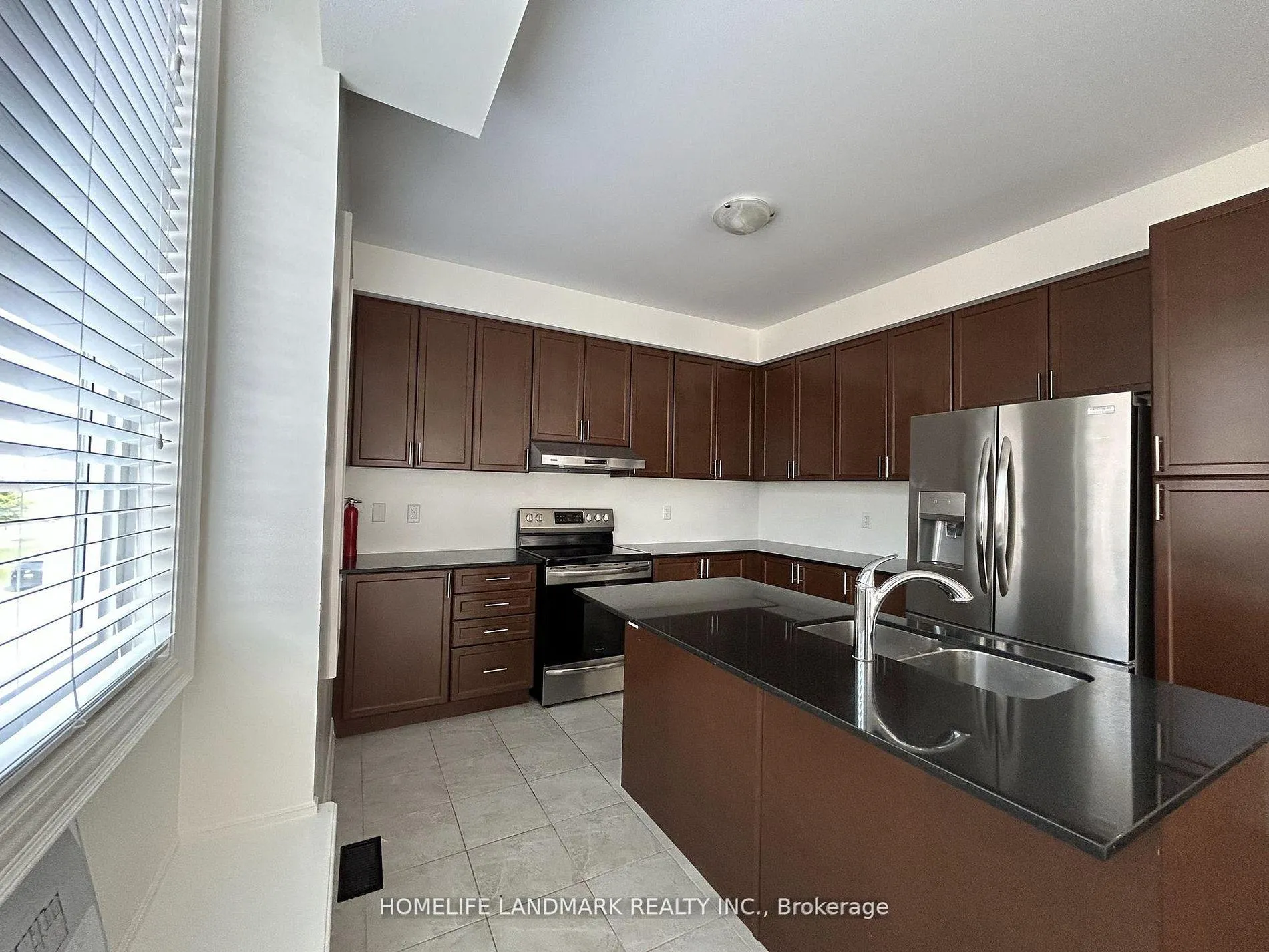 Photo 18 of 3 Temple Manor Road, Brampton, Bram West — HOMEH