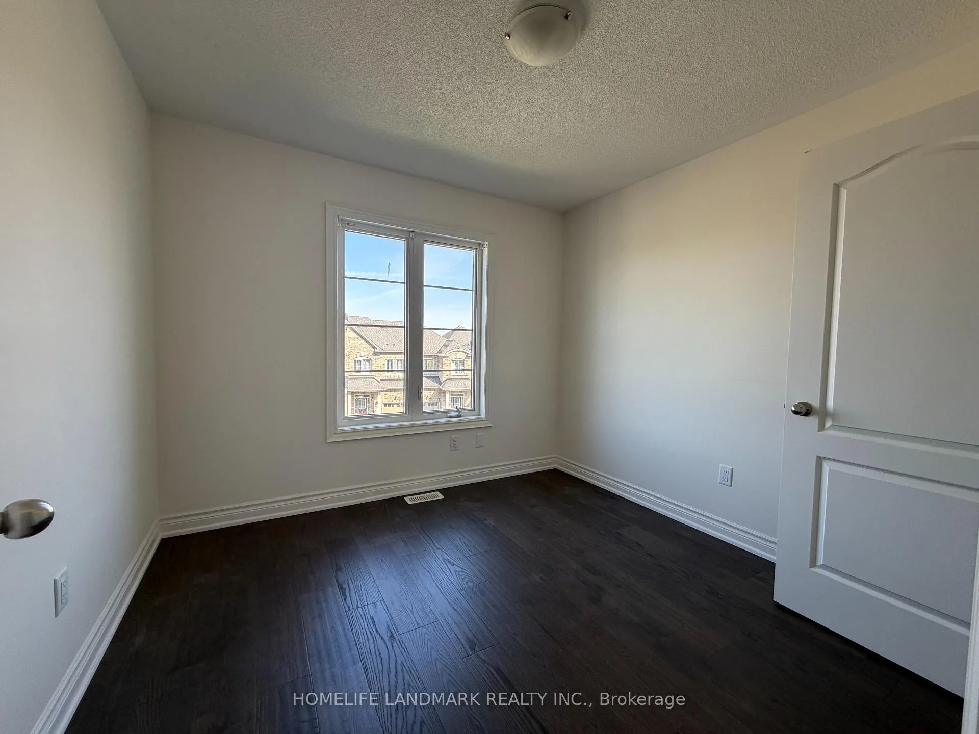 Photo 32 of 3 Temple Manor Road, Brampton, Bram West — HOMEH