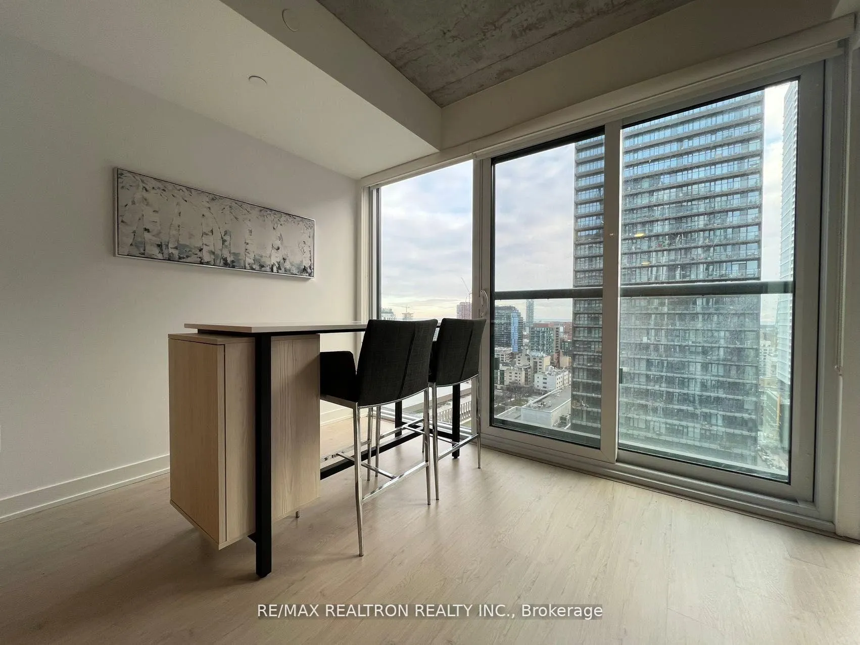 Photo 5 of Unit 1903, 65 Mutual Street, Toronto, Church-Yonge Corridor — HOMEH