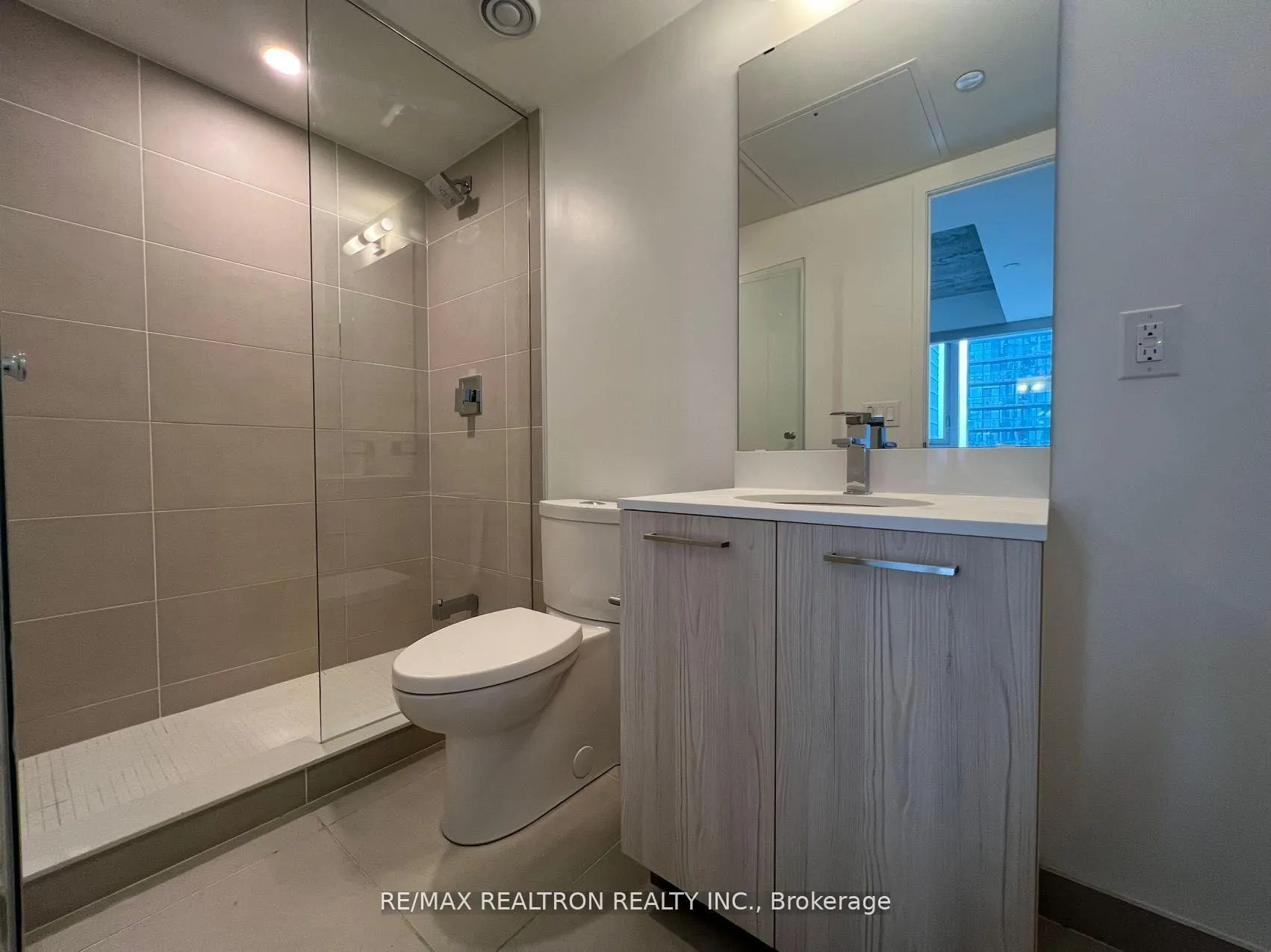 Photo 12 of Unit 1903, 65 Mutual Street, Toronto, Church-Yonge Corridor — HOMEH