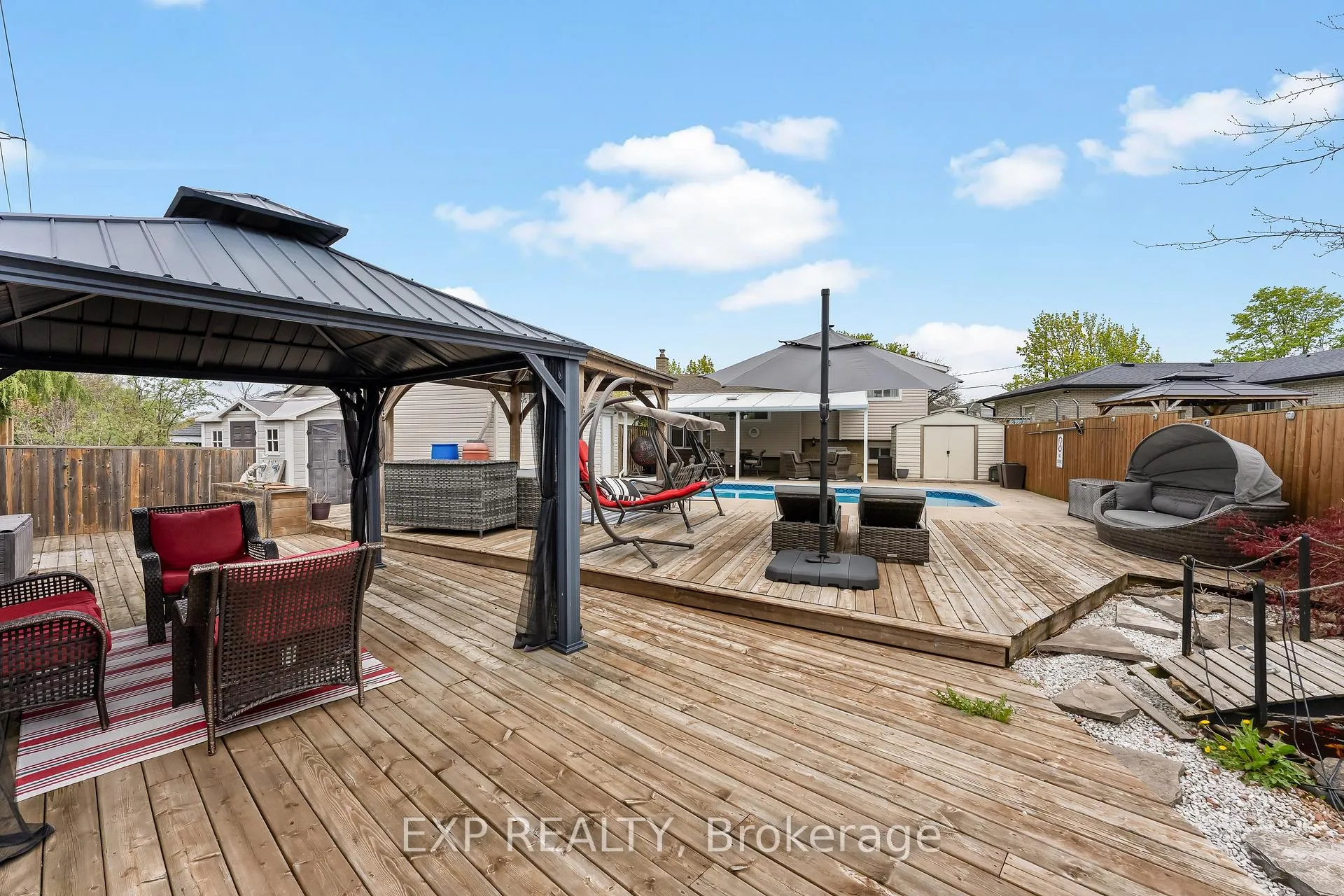 Photo 18 of 64 Carriage Road, St. Catharines, Secord Woods — HOMEH