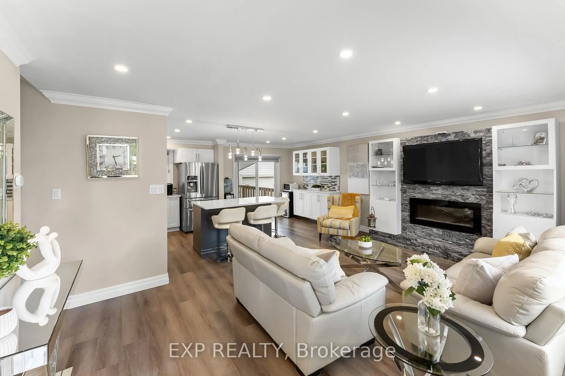 Photo 23 of 64 Carriage Road, St. Catharines, Secord Woods — HOMEH
