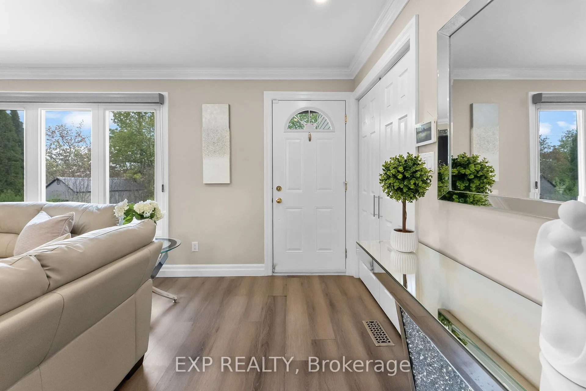 Photo 24 of 64 Carriage Road, St. Catharines, Secord Woods — HOMEH