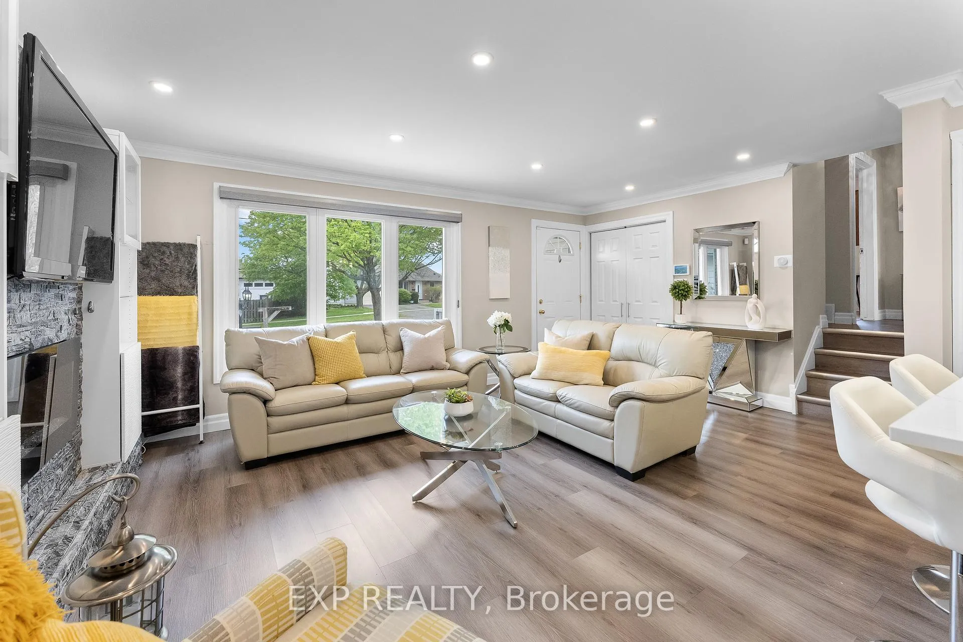 Photo 38 of 64 Carriage Road, St. Catharines, Secord Woods — HOMEH