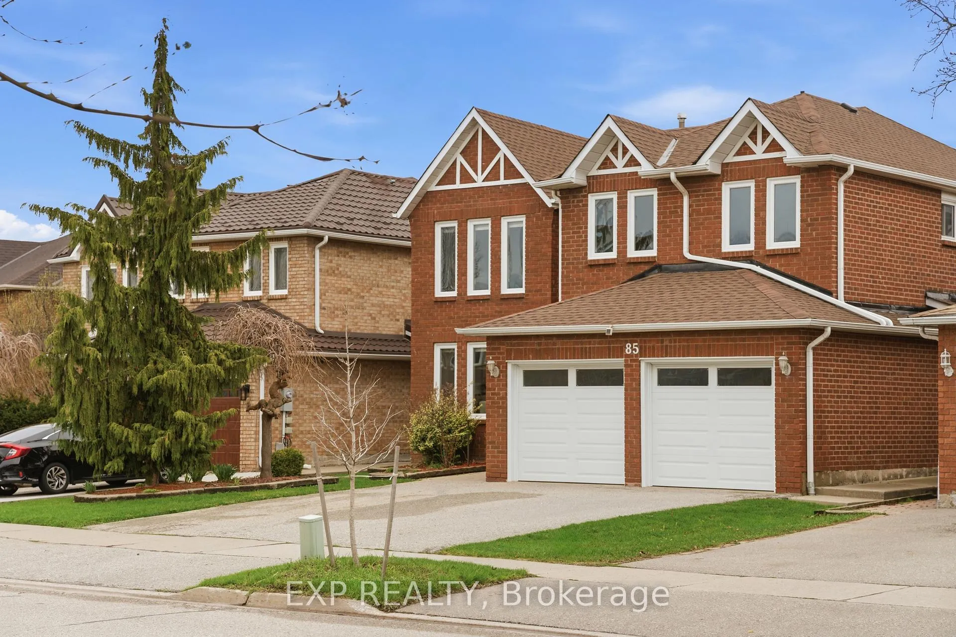 Photo 3 of 85 Professor's Lake Parkway, Brampton, Northgate — HOMEH