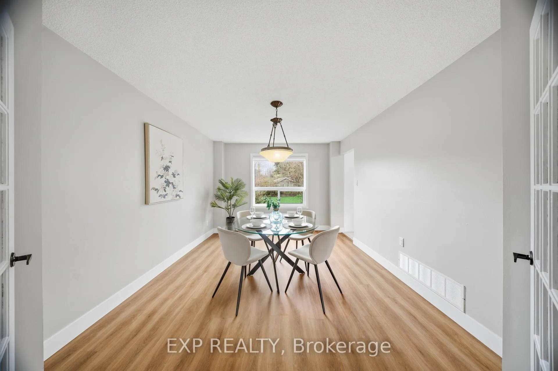 Photo 12 of 85 Professor's Lake Parkway, Brampton, Northgate — HOMEH