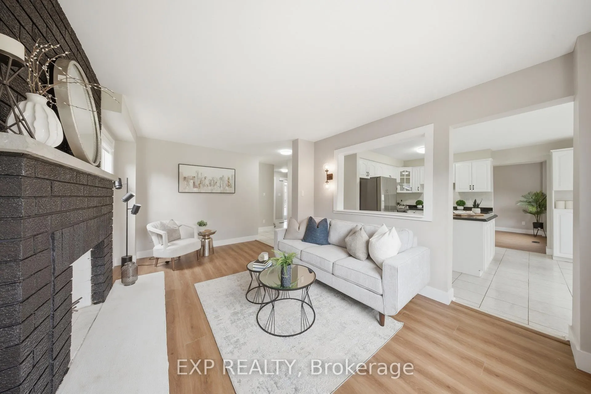 Photo 23 of 85 Professor's Lake Parkway, Brampton, Northgate — HOMEH