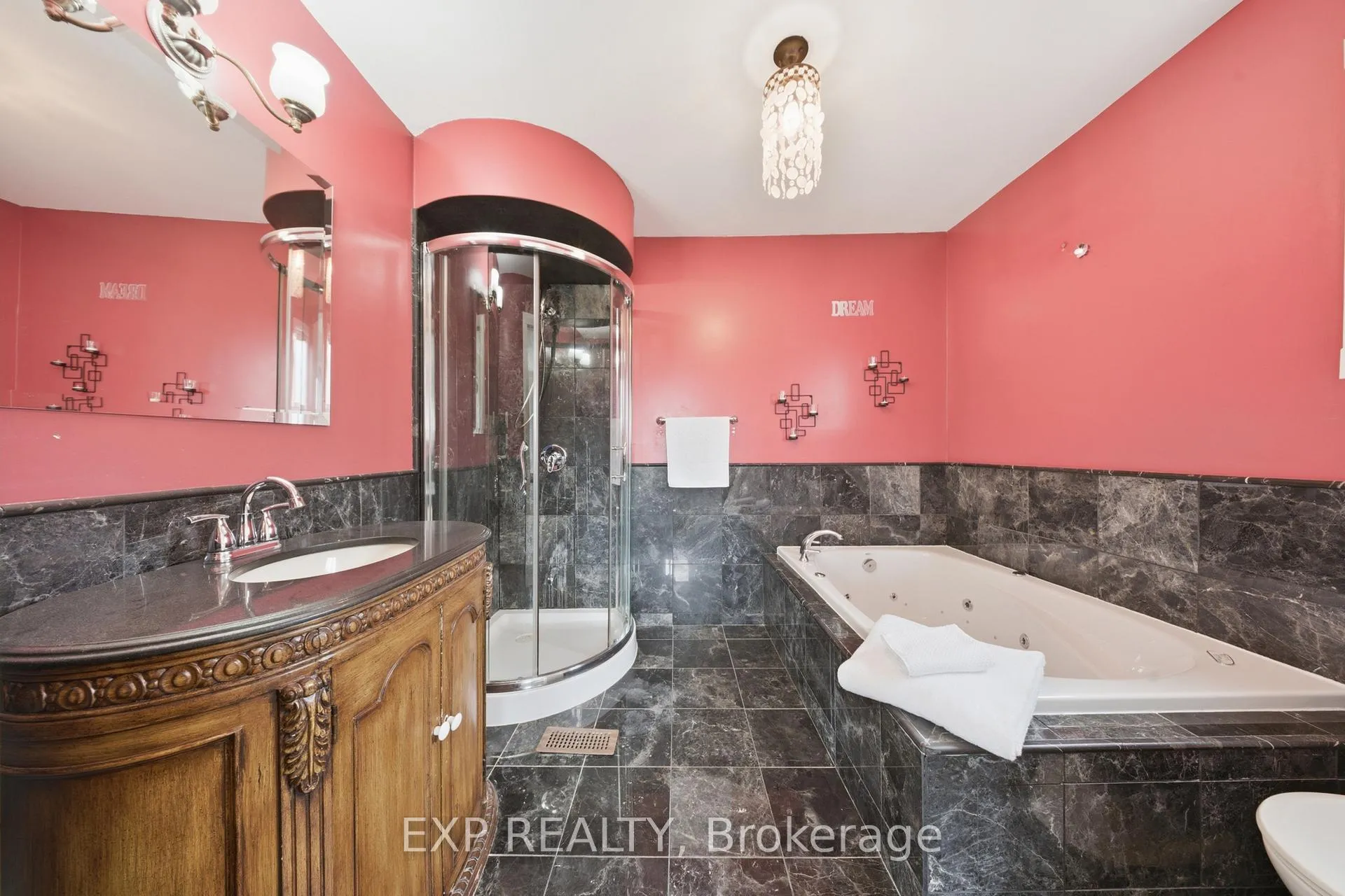 Photo 30 of 85 Professor's Lake Parkway, Brampton, Northgate — HOMEH