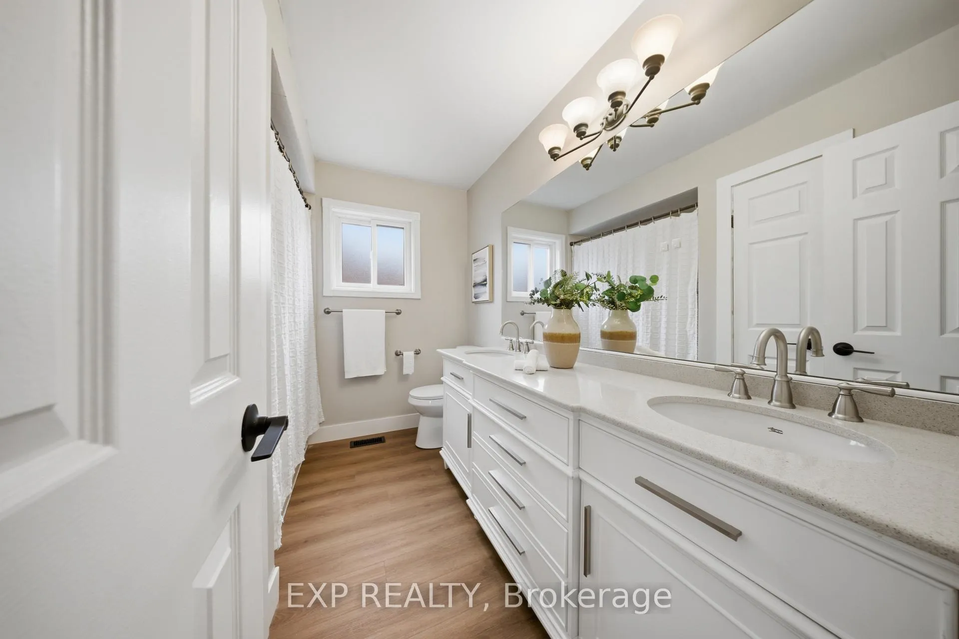 Photo 32 of 85 Professor's Lake Parkway, Brampton, Northgate — HOMEH