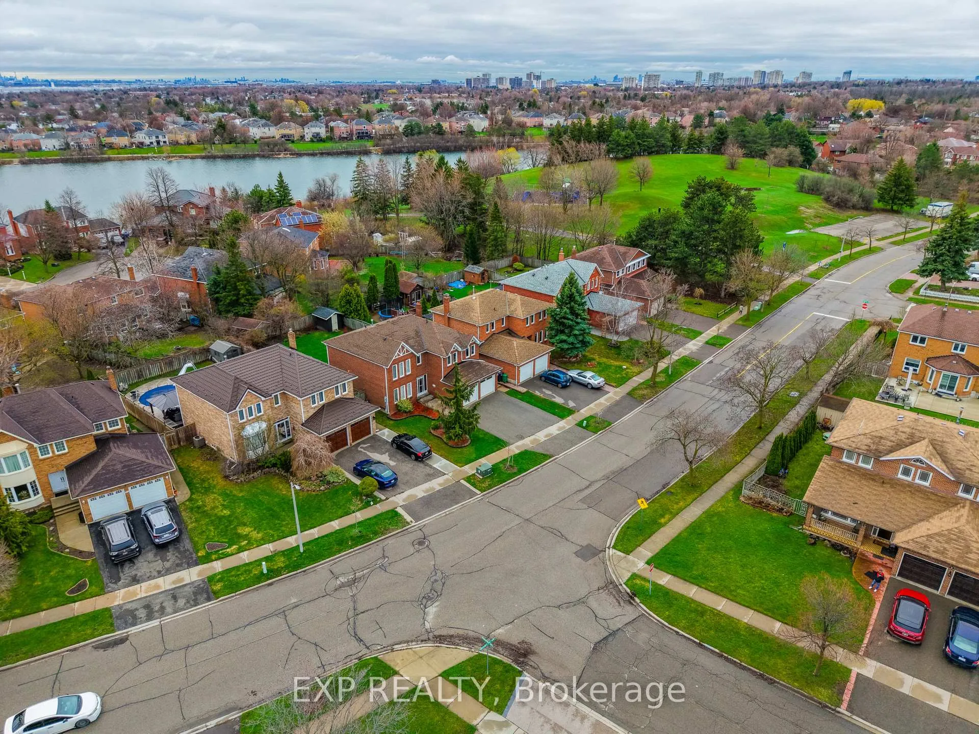 Photo 47 of 85 Professor's Lake Parkway, Brampton, Northgate — HOMEH