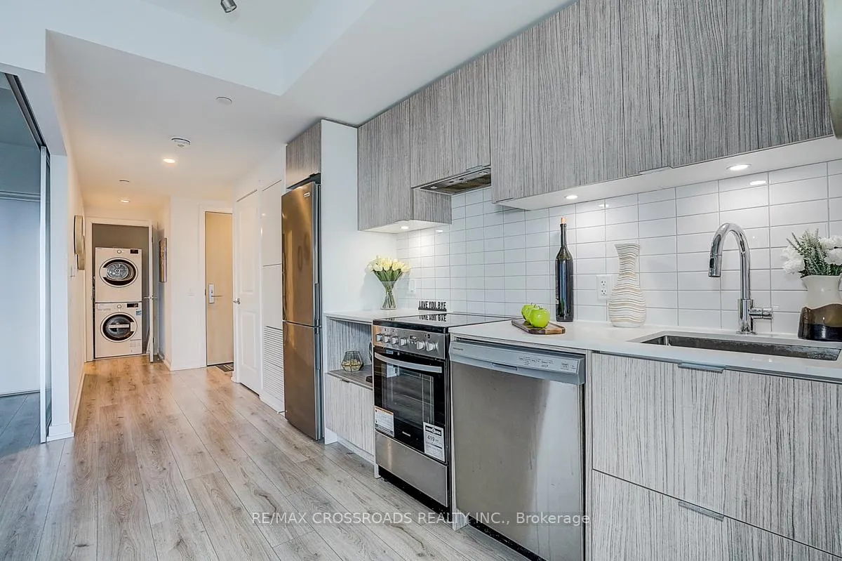 Photo 14 of Unit 3205, 395 Bloor Street E, Toronto, North St. James Town — HOMEH