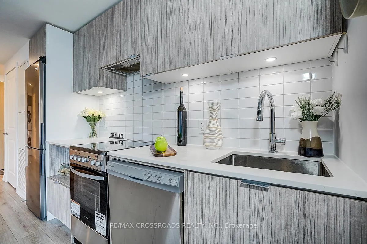 Photo 15 of Unit 3205, 395 Bloor Street E, Toronto, North St. James Town — HOMEH