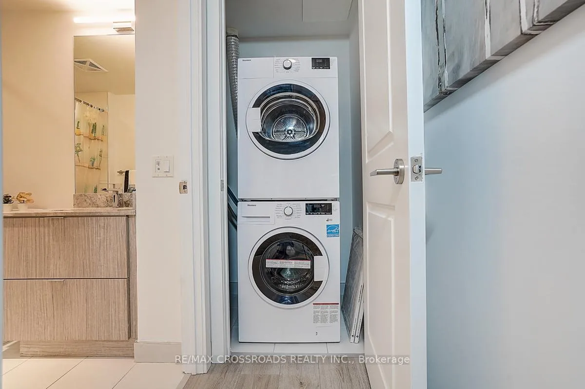 Photo 37 of Unit 3205, 395 Bloor Street E, Toronto, North St. James Town — HOMEH