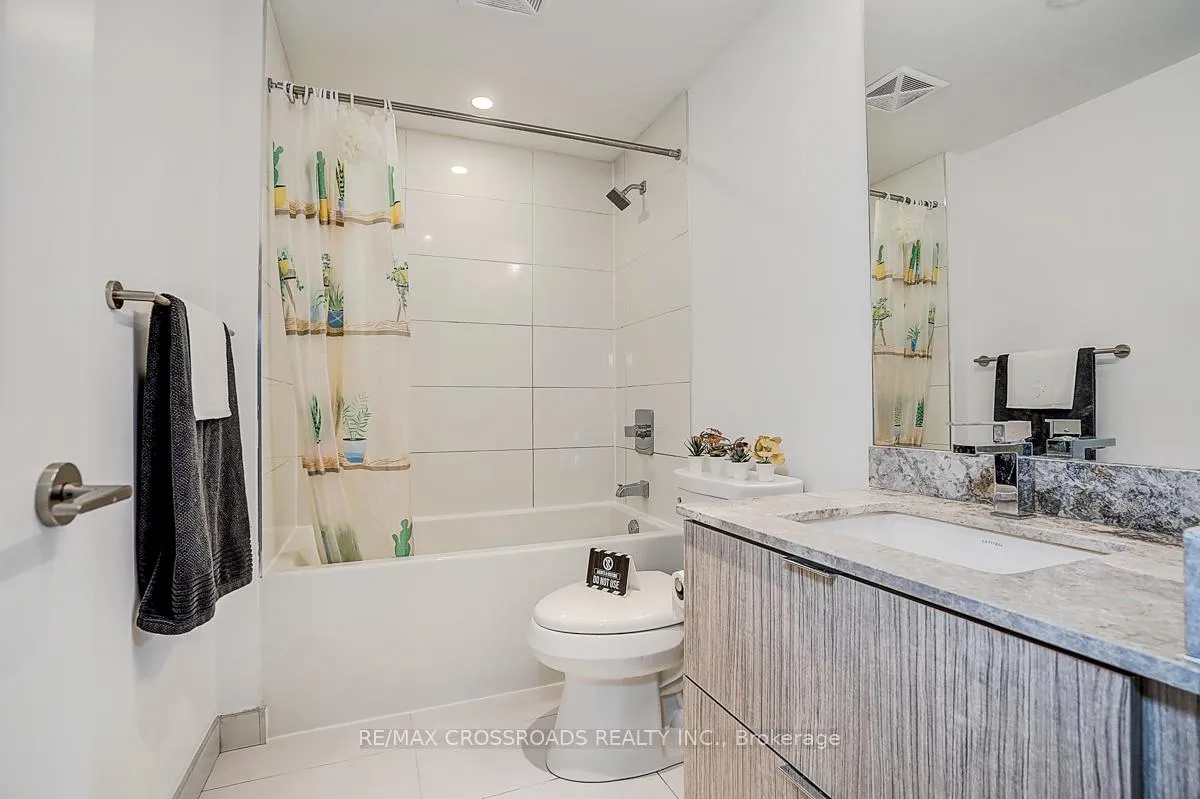 Photo 38 of Unit 3205, 395 Bloor Street E, Toronto, North St. James Town — HOMEH