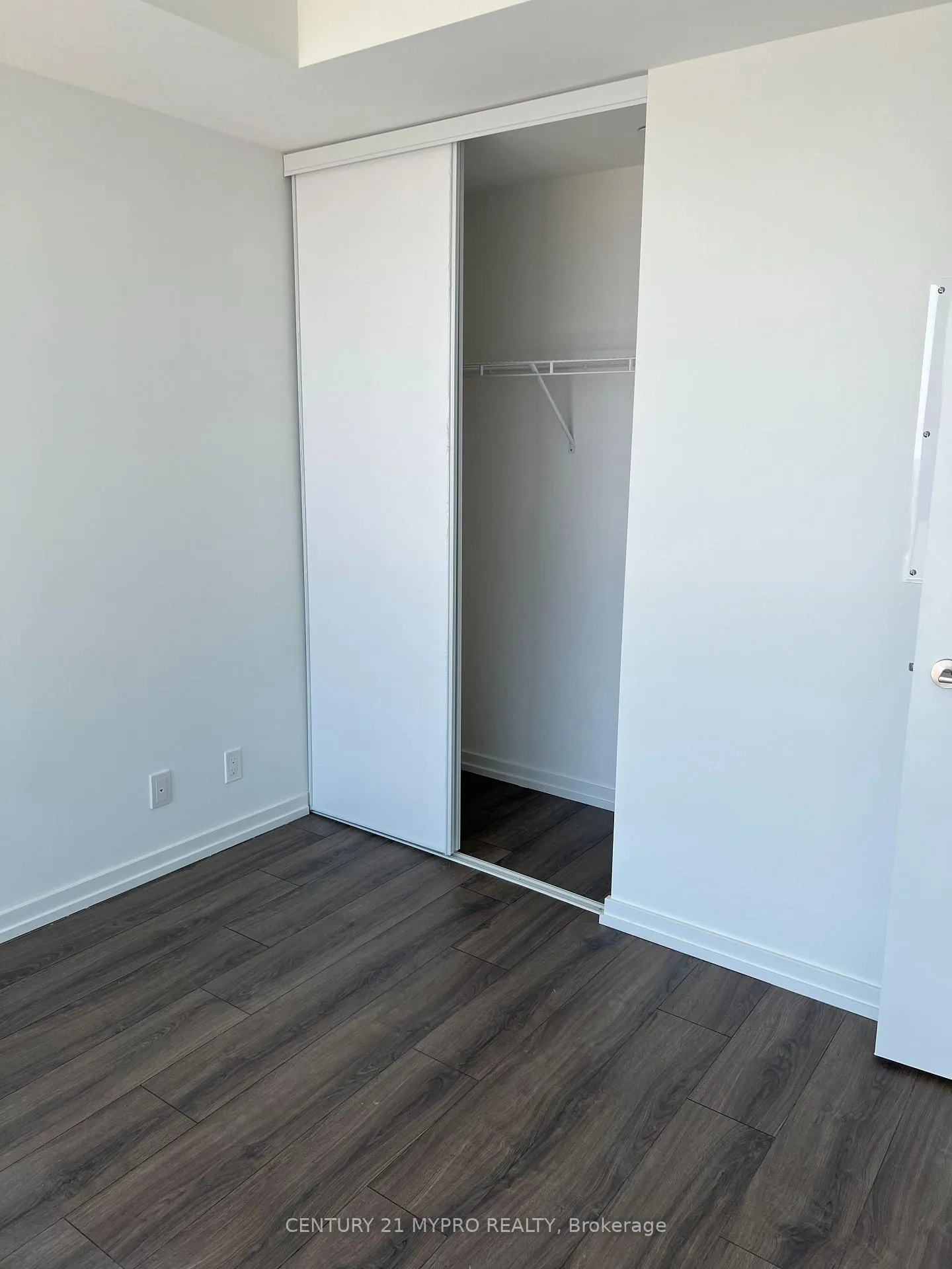 Photo 6 of Unit 5611, 7890 Jane Street, Vaughan, Vaughan Corporate Centre — HOMEH