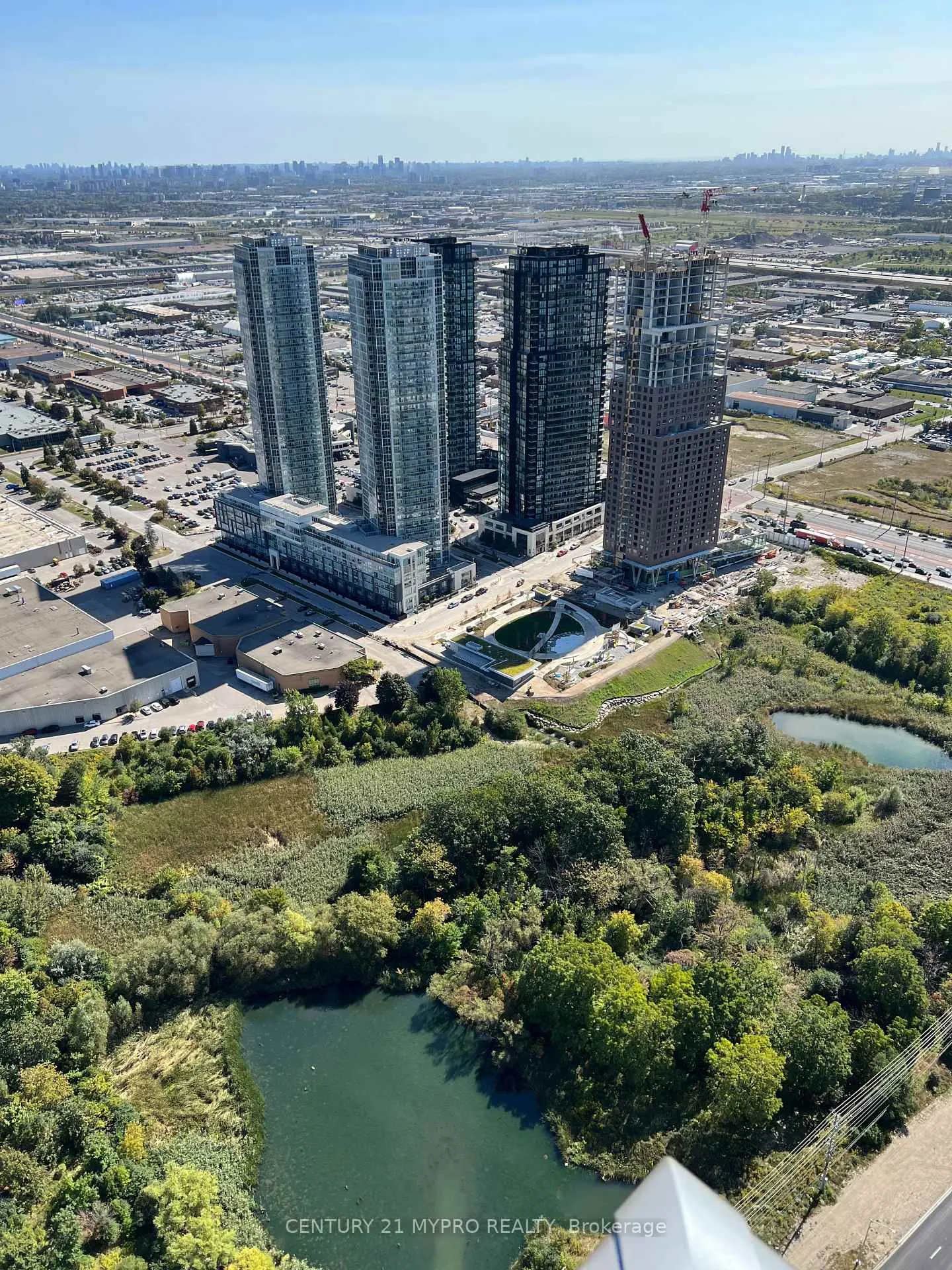 Photo 14 of Unit 5611, 7890 Jane Street, Vaughan, Vaughan Corporate Centre — HOMEH