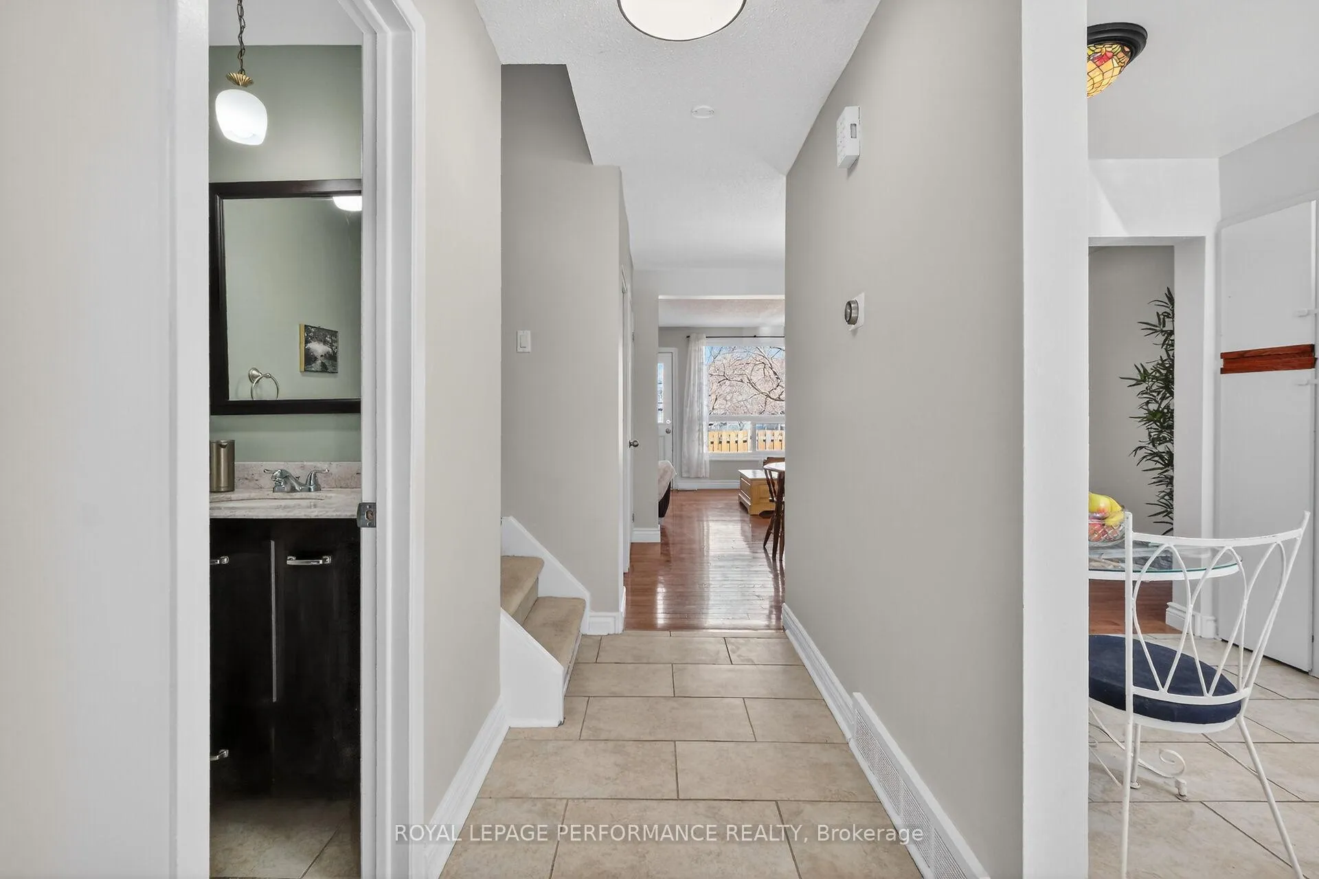 Photo 6 of Unit 108, 1389 Palmerston Drive, Ottawa, Carson Grove — HOMEH