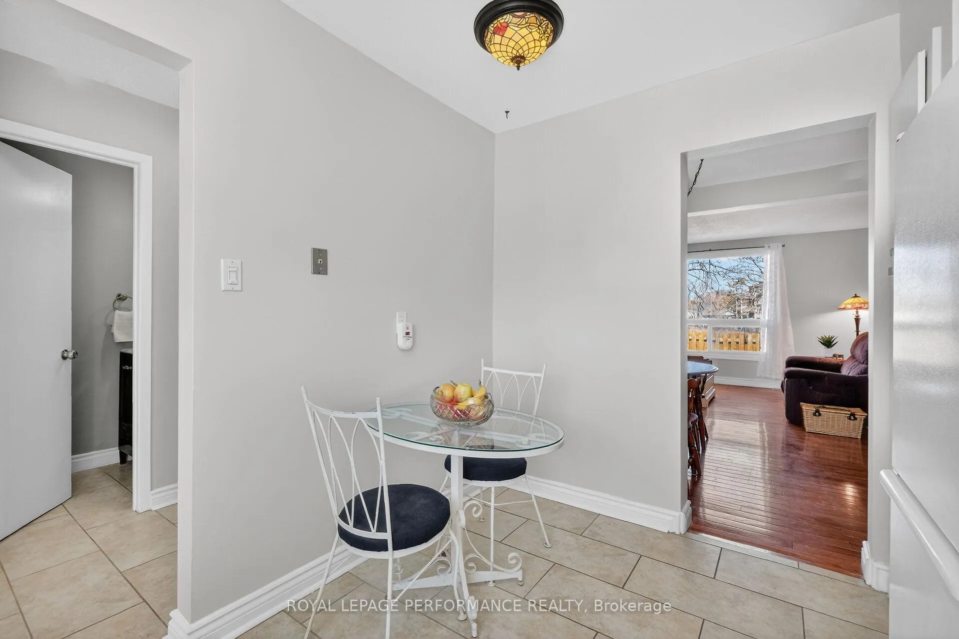 Photo 10 of Unit 108, 1389 Palmerston Drive, Ottawa, Carson Grove — HOMEH