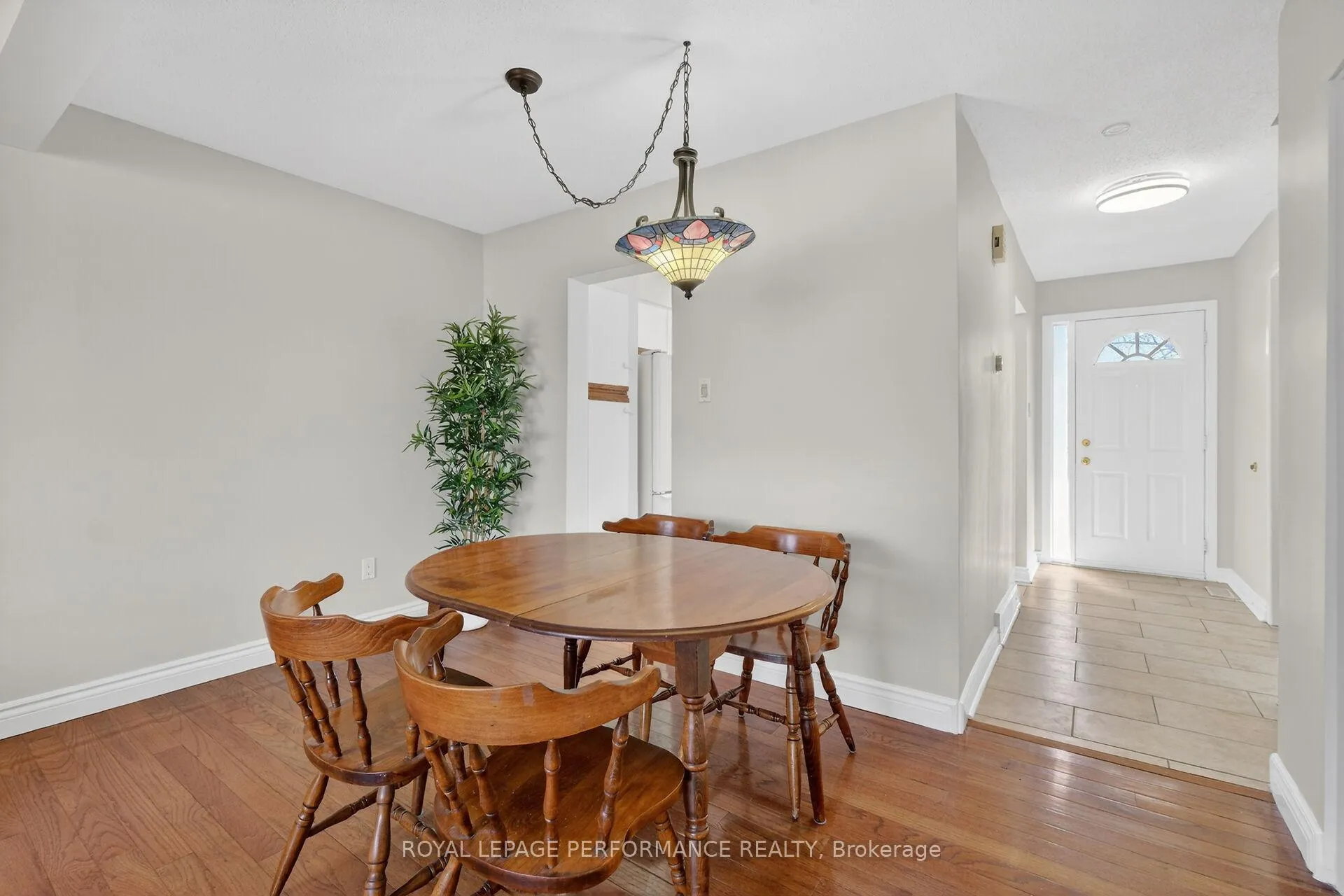 Photo 12 of Unit 108, 1389 Palmerston Drive, Ottawa, Carson Grove — HOMEH