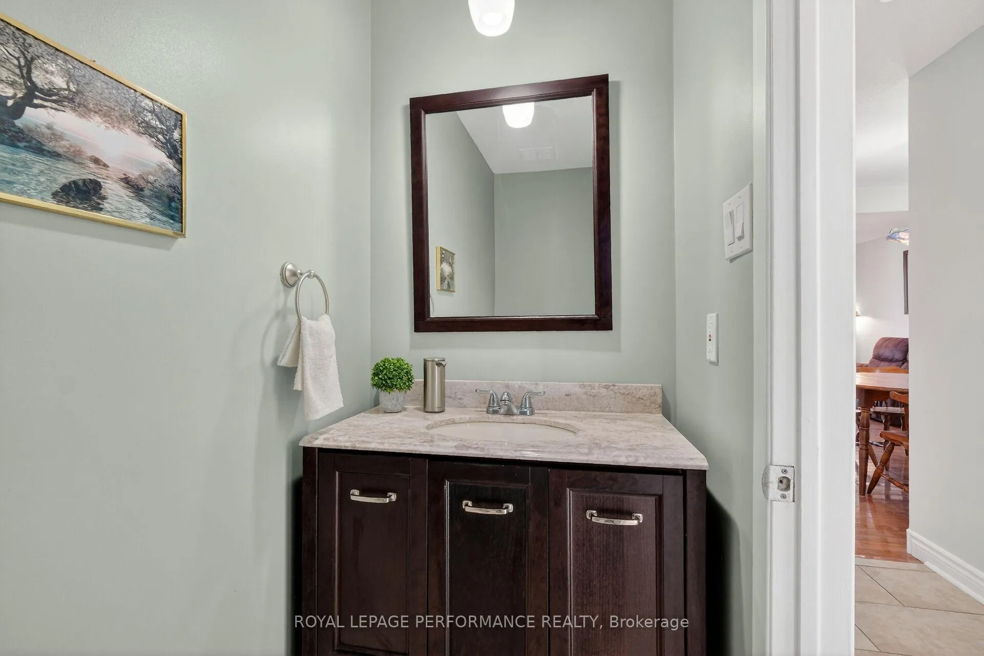 Photo 18 of Unit 108, 1389 Palmerston Drive, Ottawa, Carson Grove — HOMEH