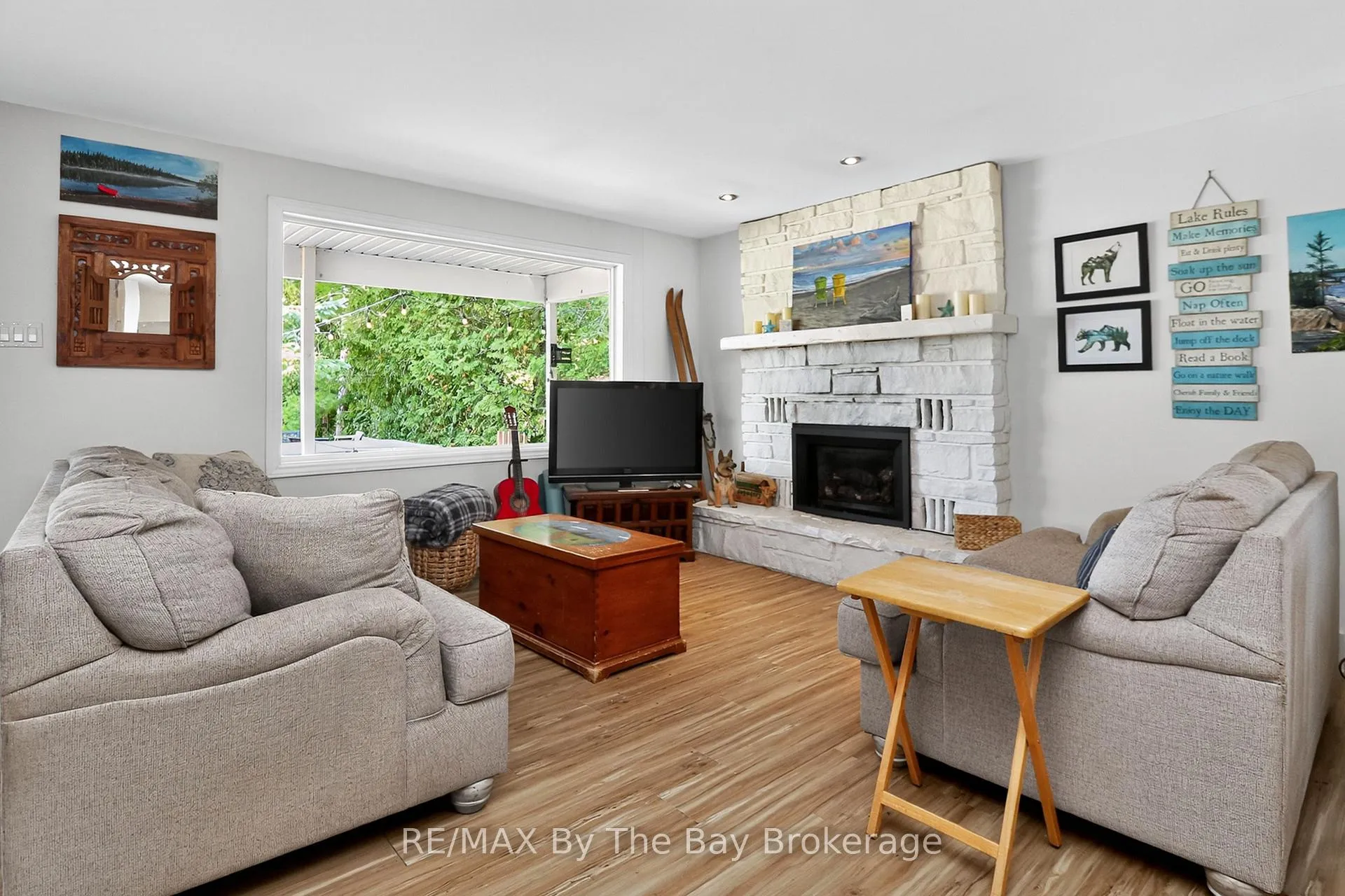 Photo 6 of 342 Coastline Drive, Wasaga Beach — HOMEH