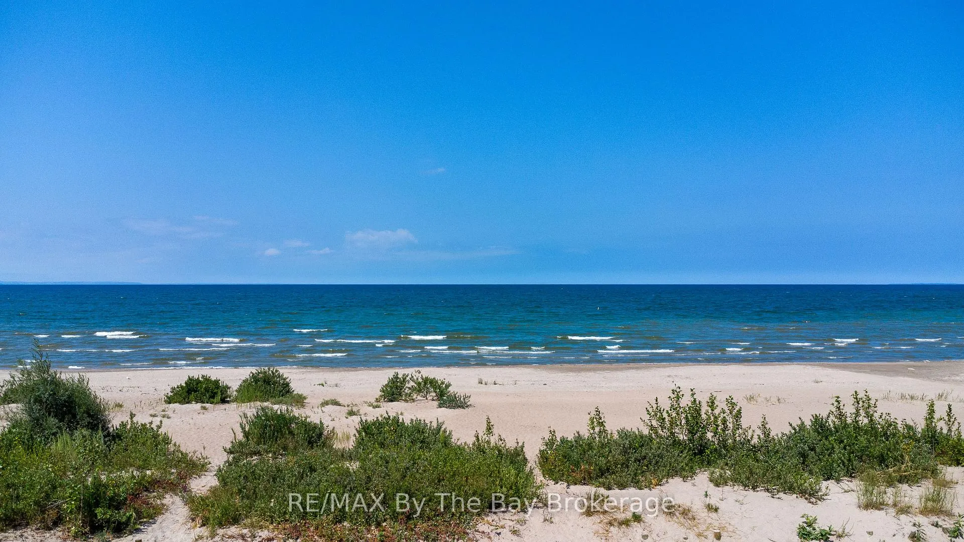 Photo 11 of 342 Coastline Drive, Wasaga Beach — HOMEH