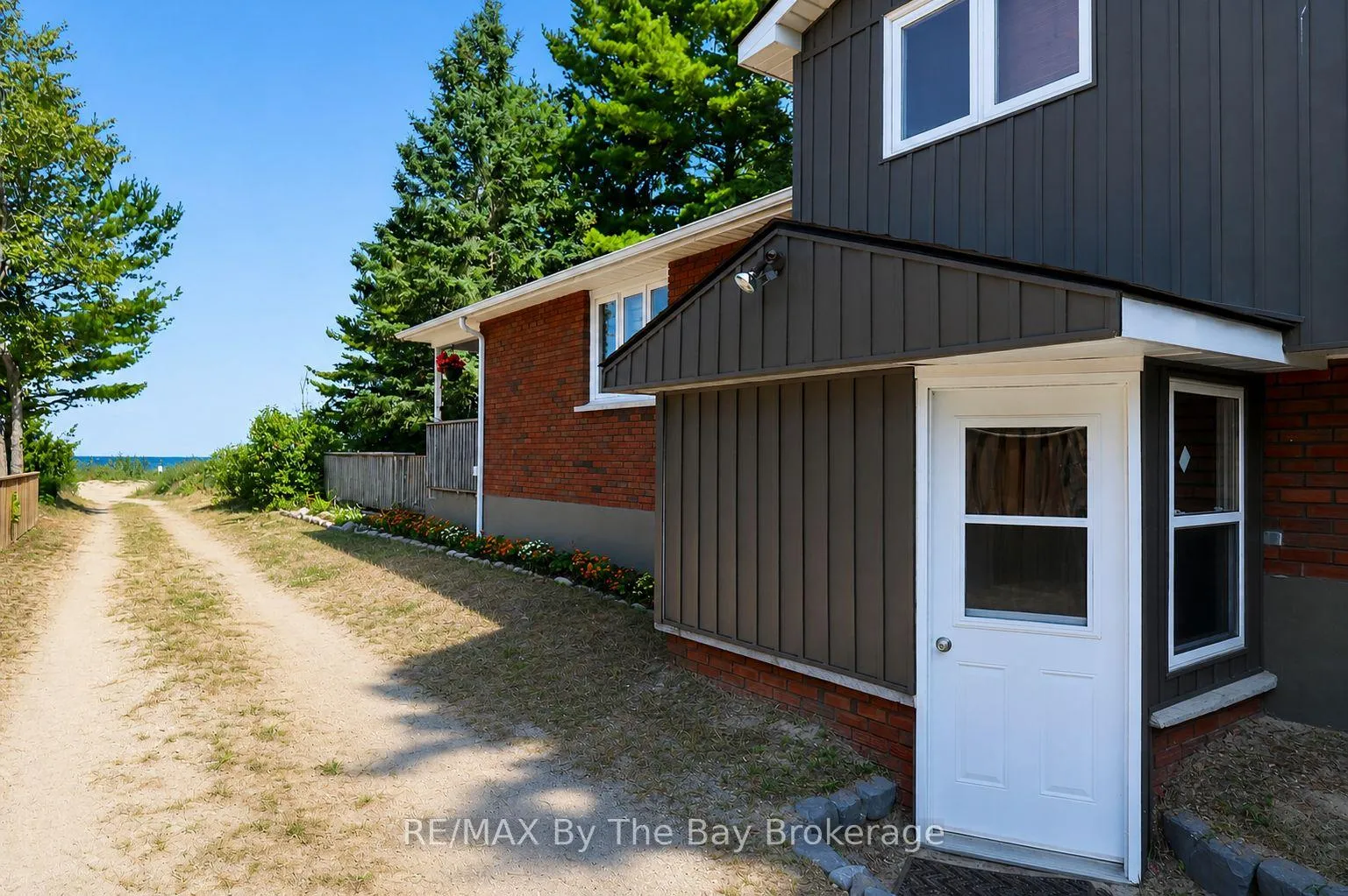Photo 13 of 342 Coastline Drive, Wasaga Beach — HOMEH