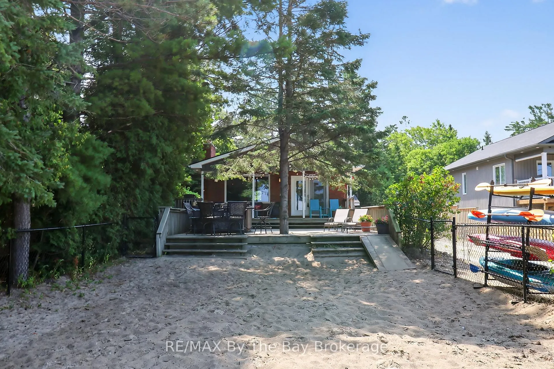 Photo 14 of 342 Coastline Drive, Wasaga Beach — HOMEH