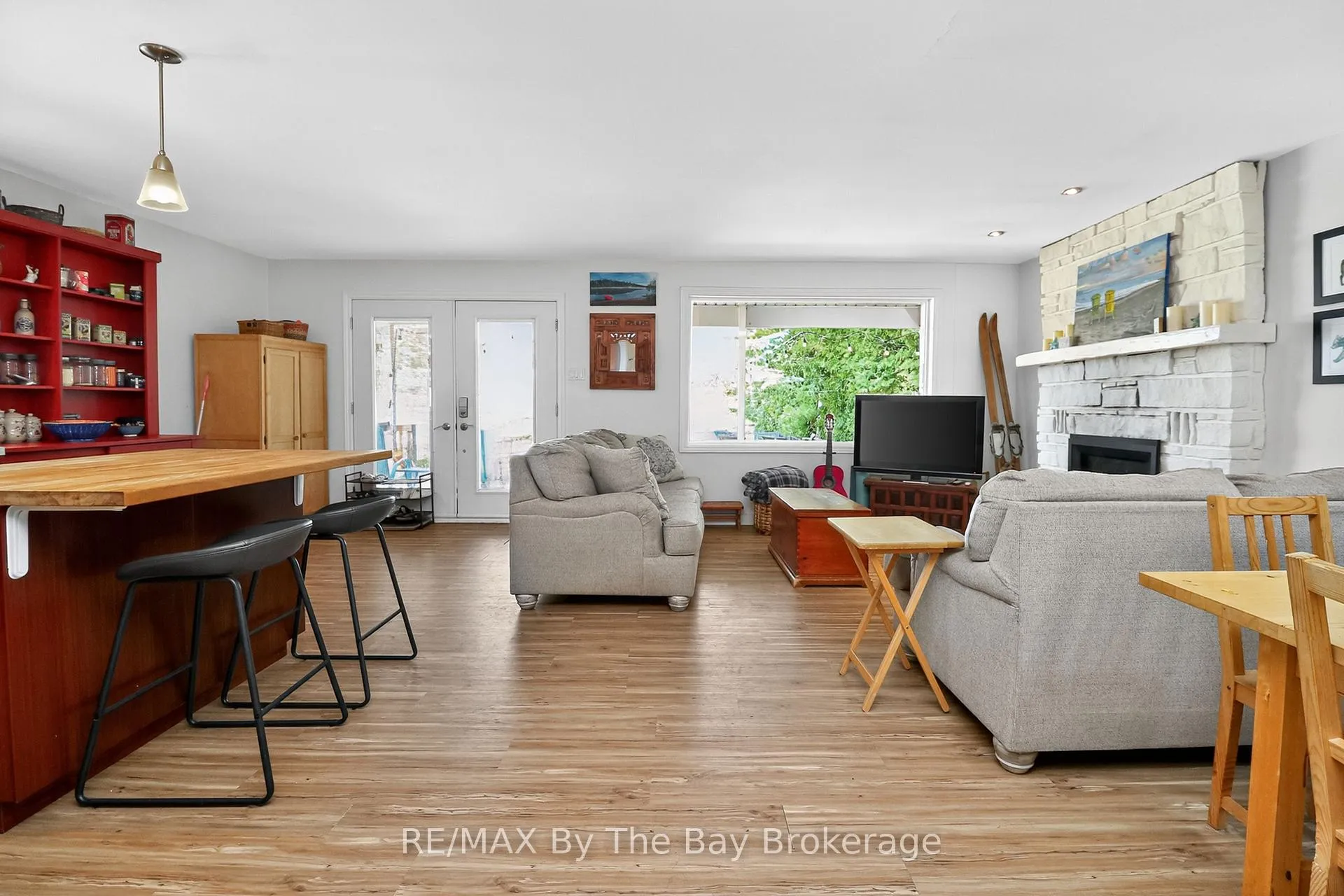 Photo 16 of 342 Coastline Drive, Wasaga Beach — HOMEH