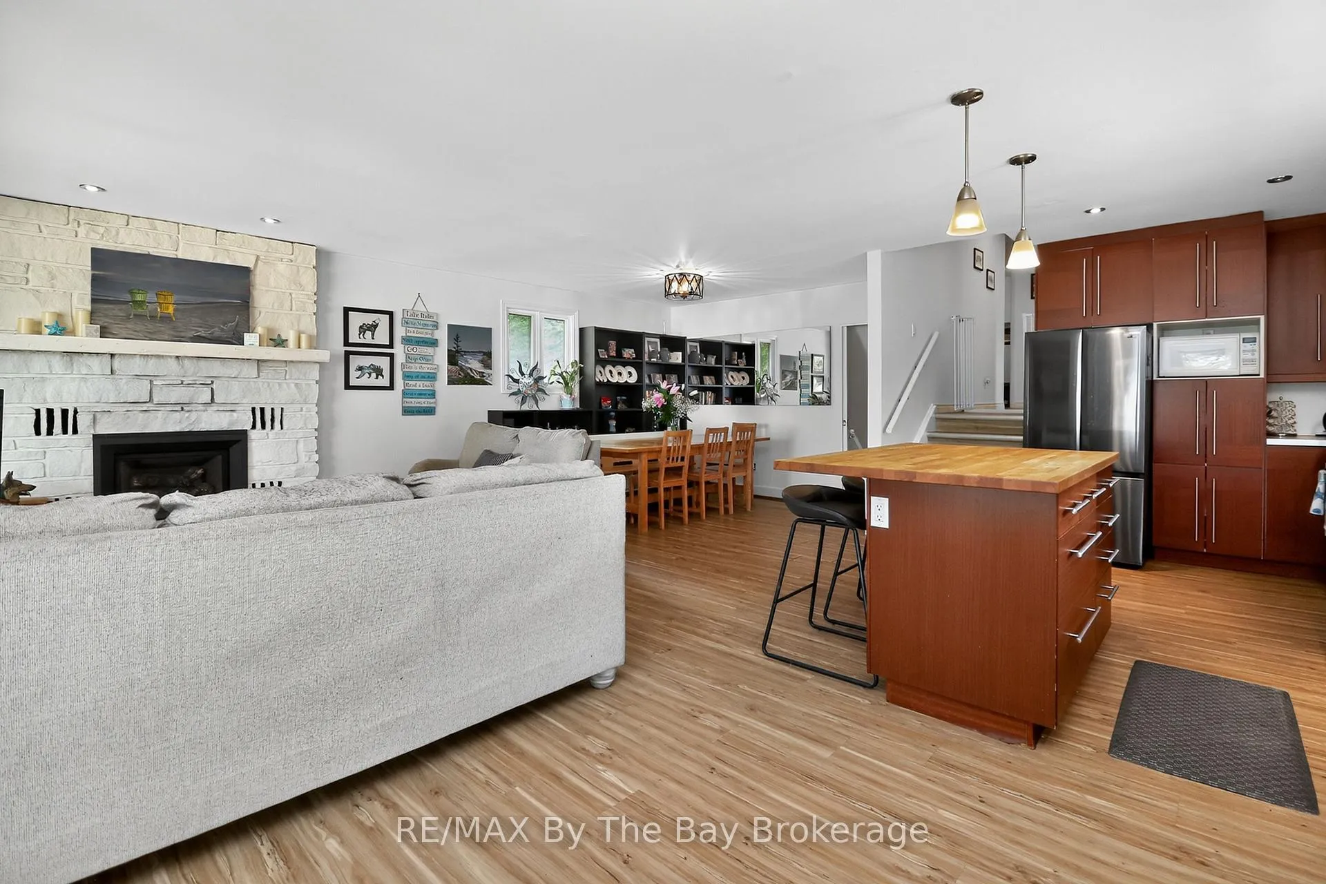 Photo 17 of 342 Coastline Drive, Wasaga Beach — HOMEH